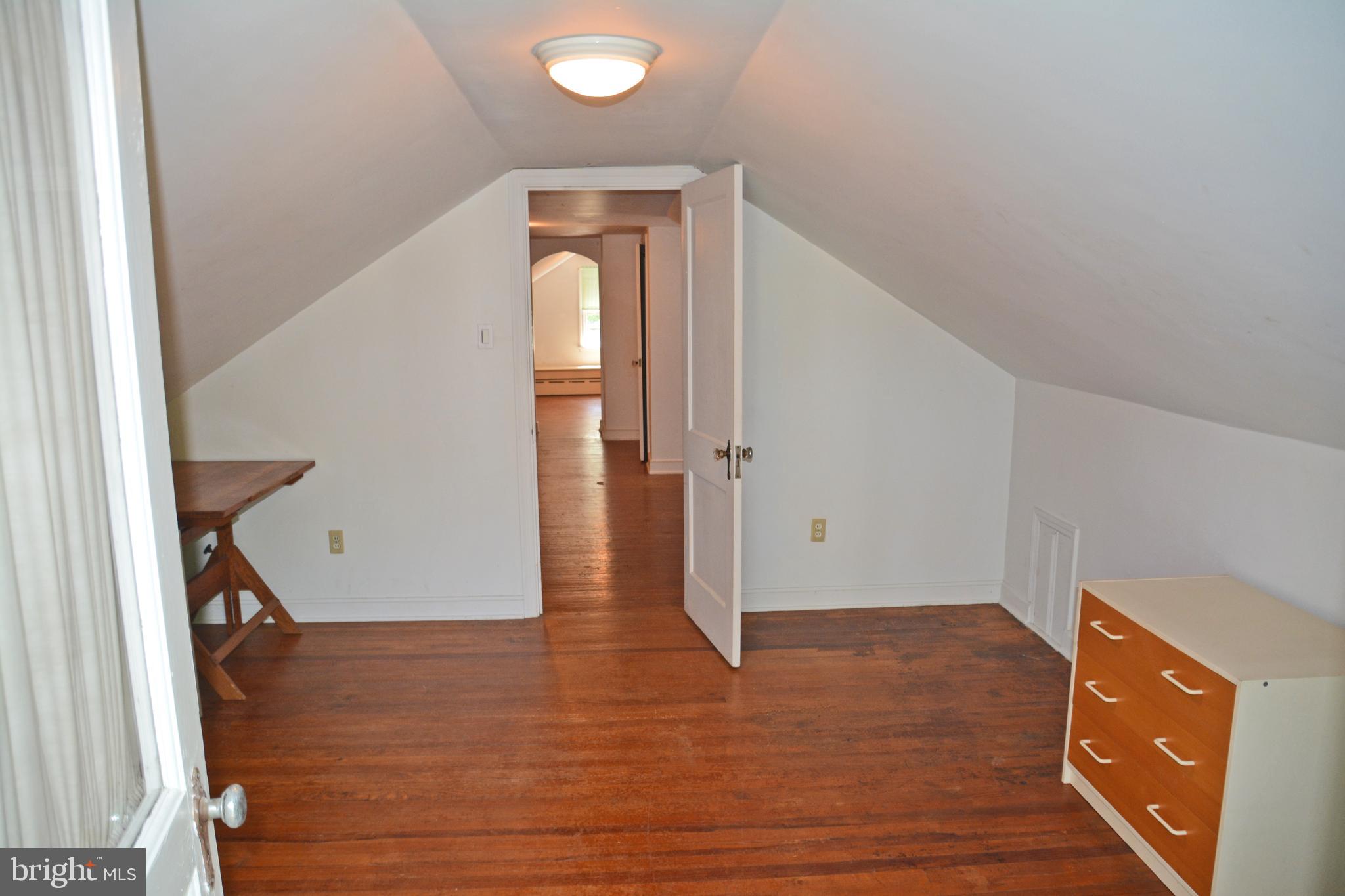 EAST HEMPFIELD TWP - Residential