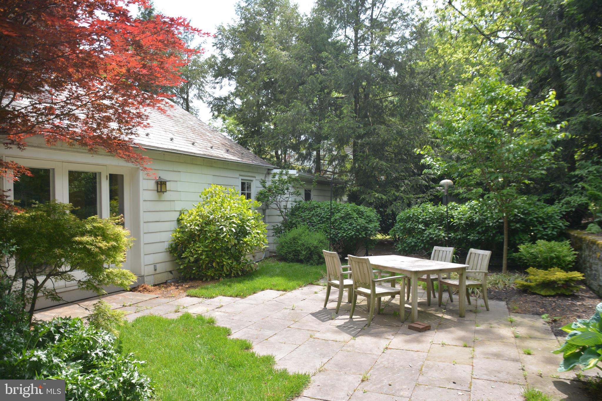 EAST HEMPFIELD TWP - Residential