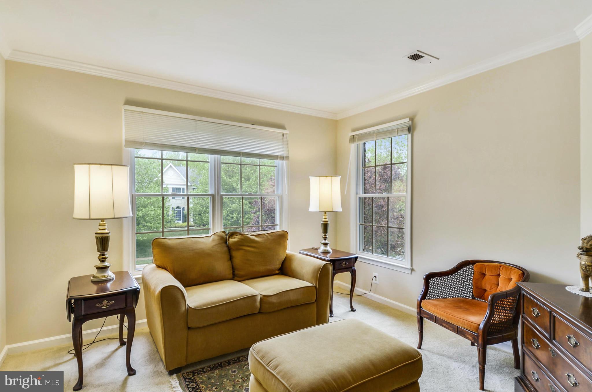 HUNT AT LAKE FAIRFAX - Residential