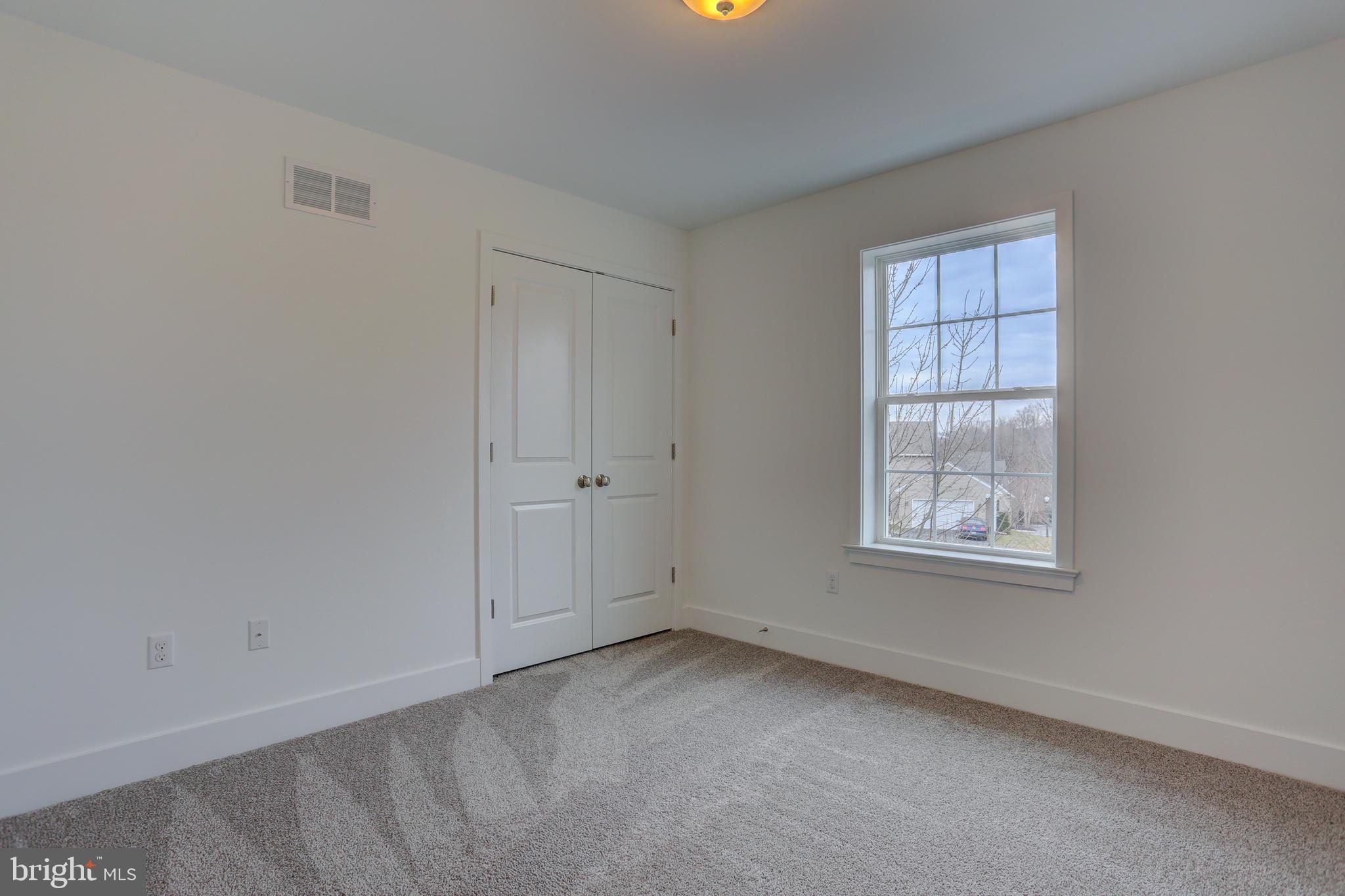 WILLOW BEND FARM - Residential