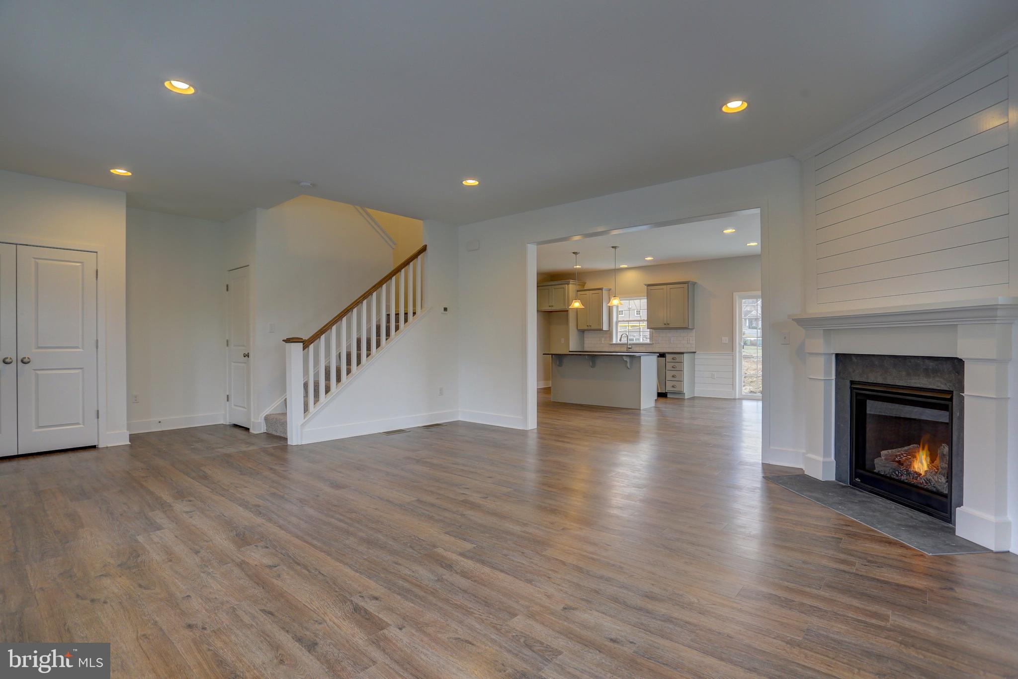 WILLOW BEND FARM - Residential