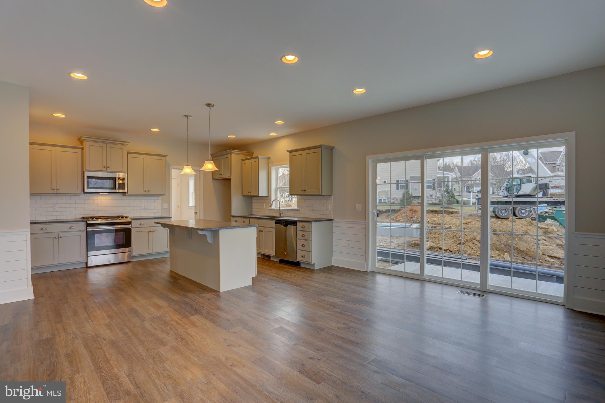 WILLOW BEND FARM - Residential