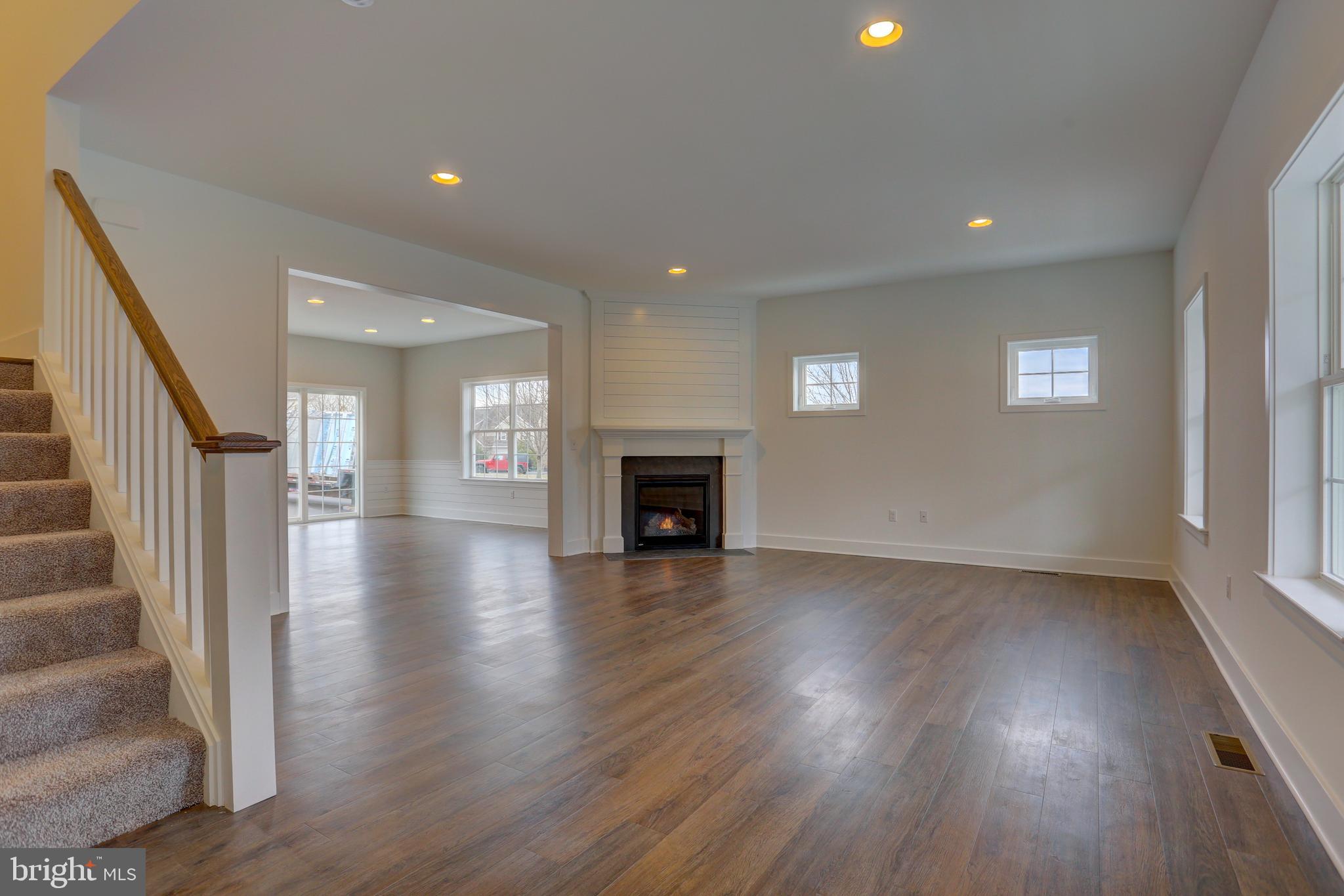 WILLOW BEND FARM - Residential