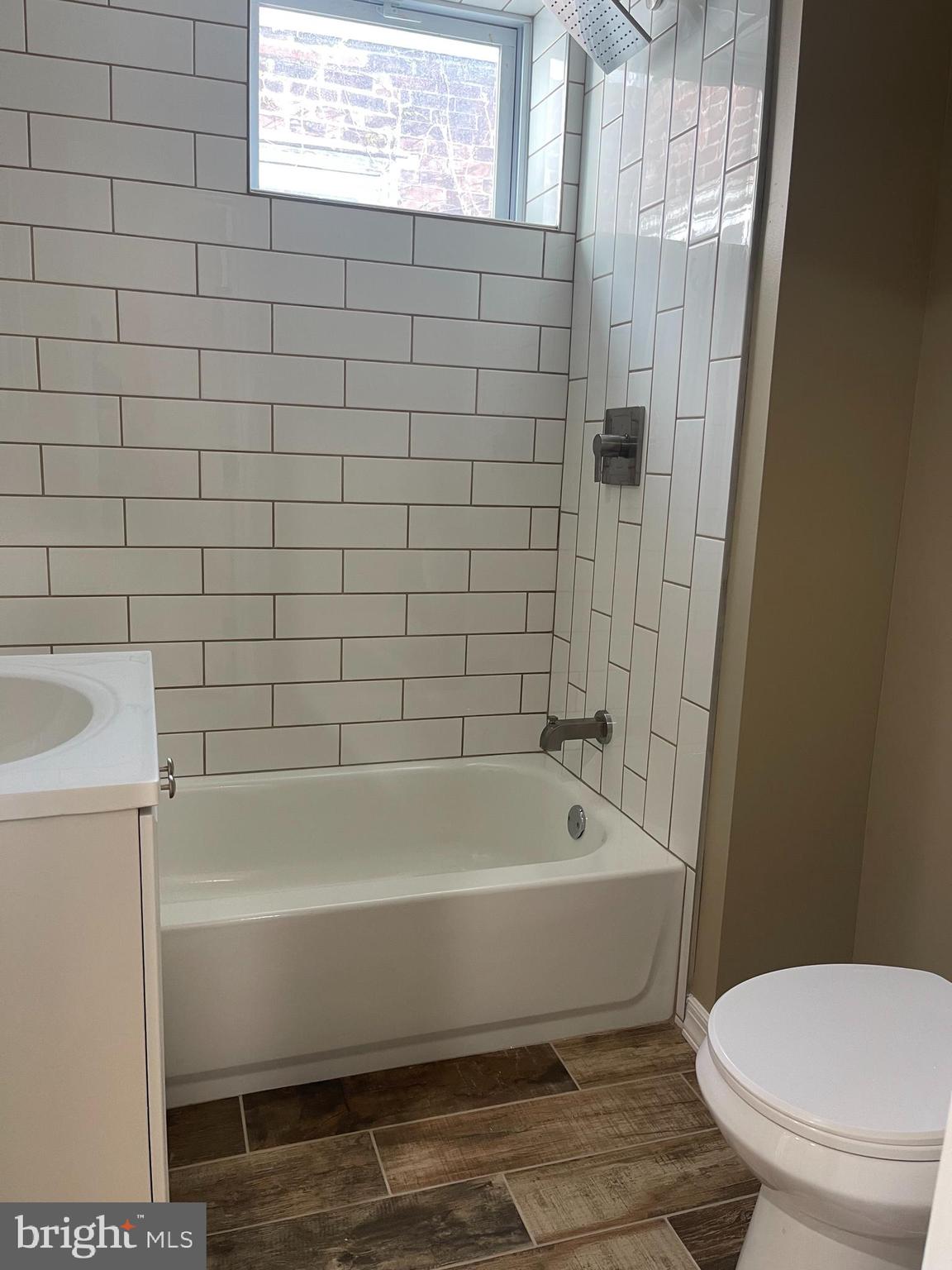 KENSINGTON - Residential Lease