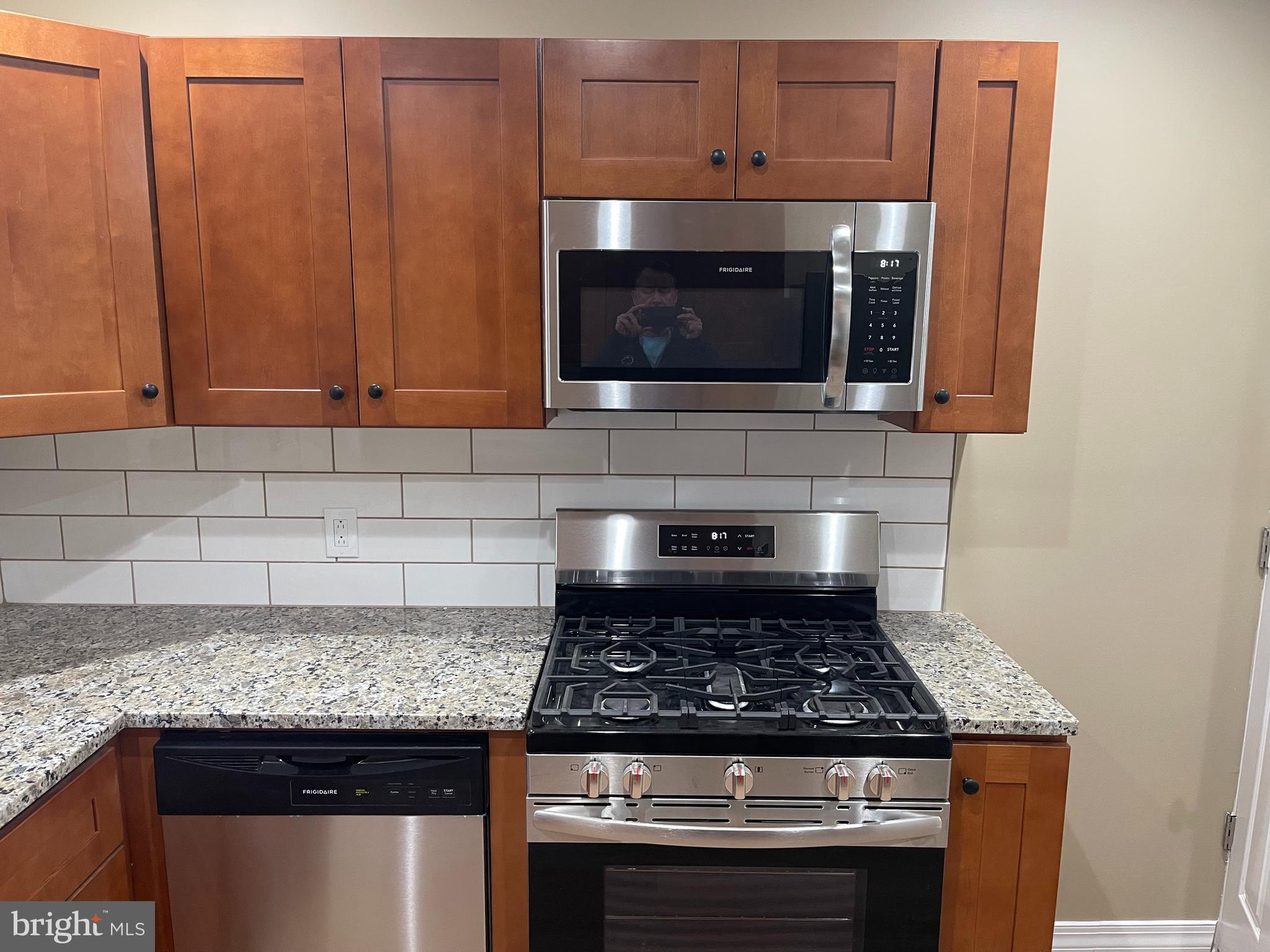 KENSINGTON - Residential Lease