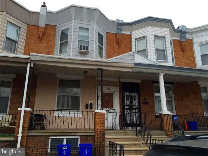 Investor Opportunity – Turnkey Duplex with Reliable Cash Flow!
Fully occupied duplex in a prime location, ideal for long- or short-term rental—especially attractive to area hospital staff. This income-producing property features long-term, paying tenants and separate utilities, making it a hassle-free addition to your portfolio.
Highlights:
Strong rental history
Tenants pay all utilities
Convenient access to Market-Frankford Line, I-95, shopping, and hospitals
Owner also selling nearby 1 bed / 1 bath duplex as a package deal
Buyer responsible for verifying 2025 taxes
24-hour notice required for showings
Photos shown are from before tenant occupancy (provided by owner)
Don’t miss this opportunity to earn immediate income! Schedule your showing today!