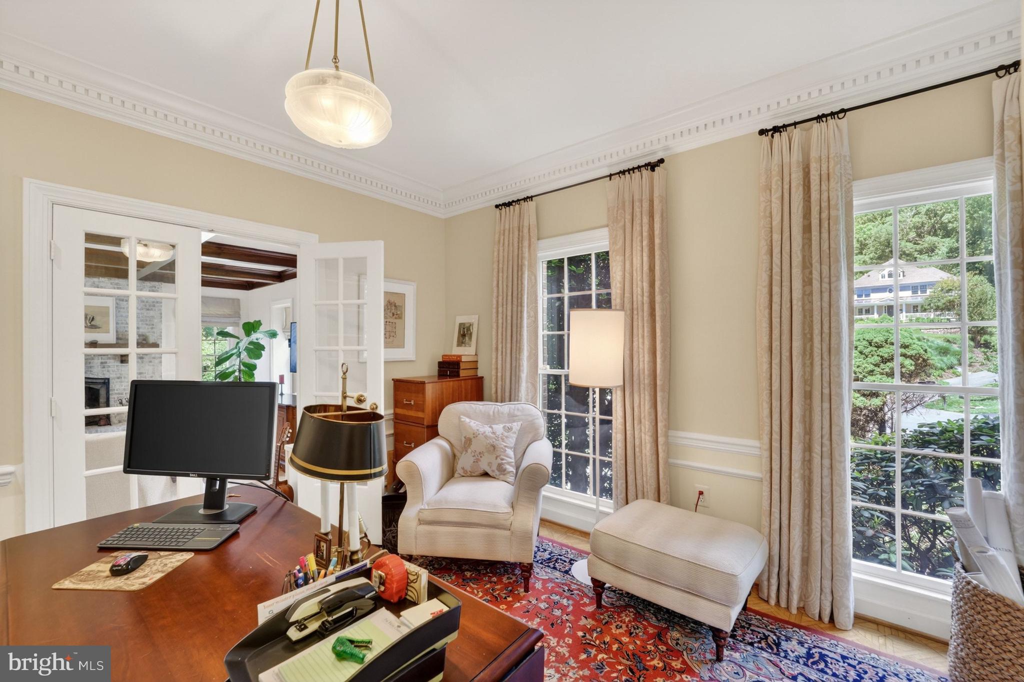 POTOMAC OUTSIDE - Residential