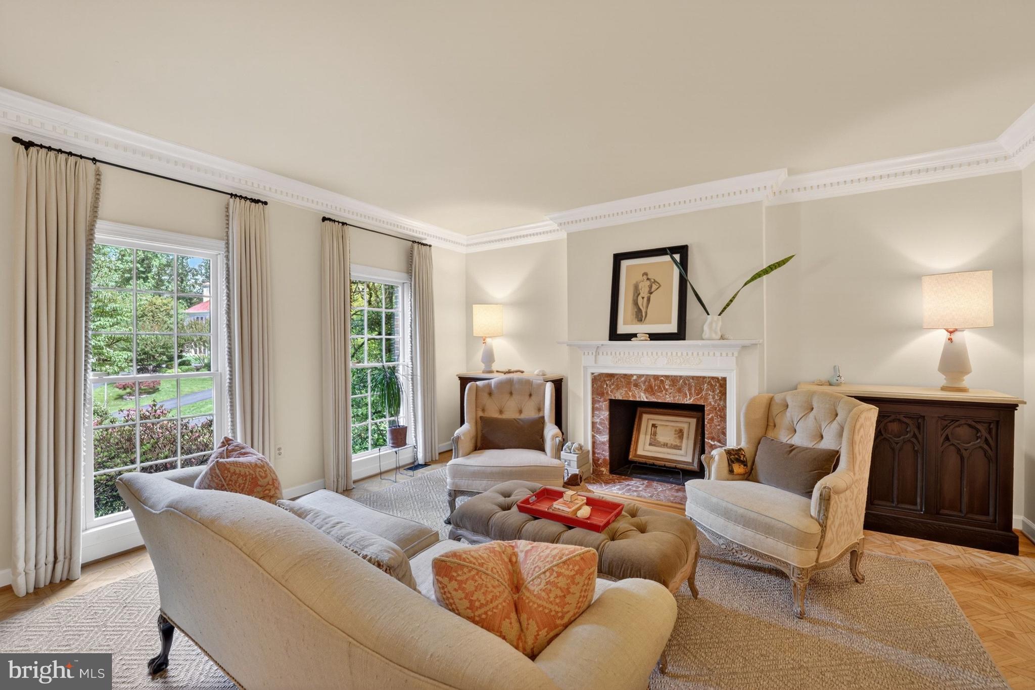 POTOMAC OUTSIDE - Residential