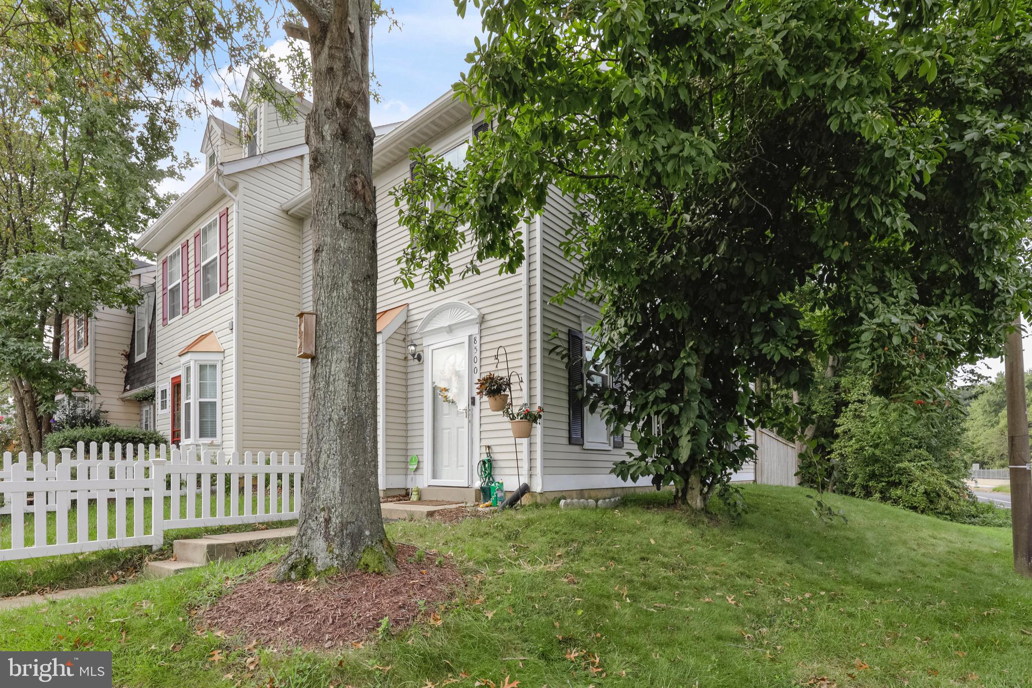 WOODLAWN MEWS - Residential