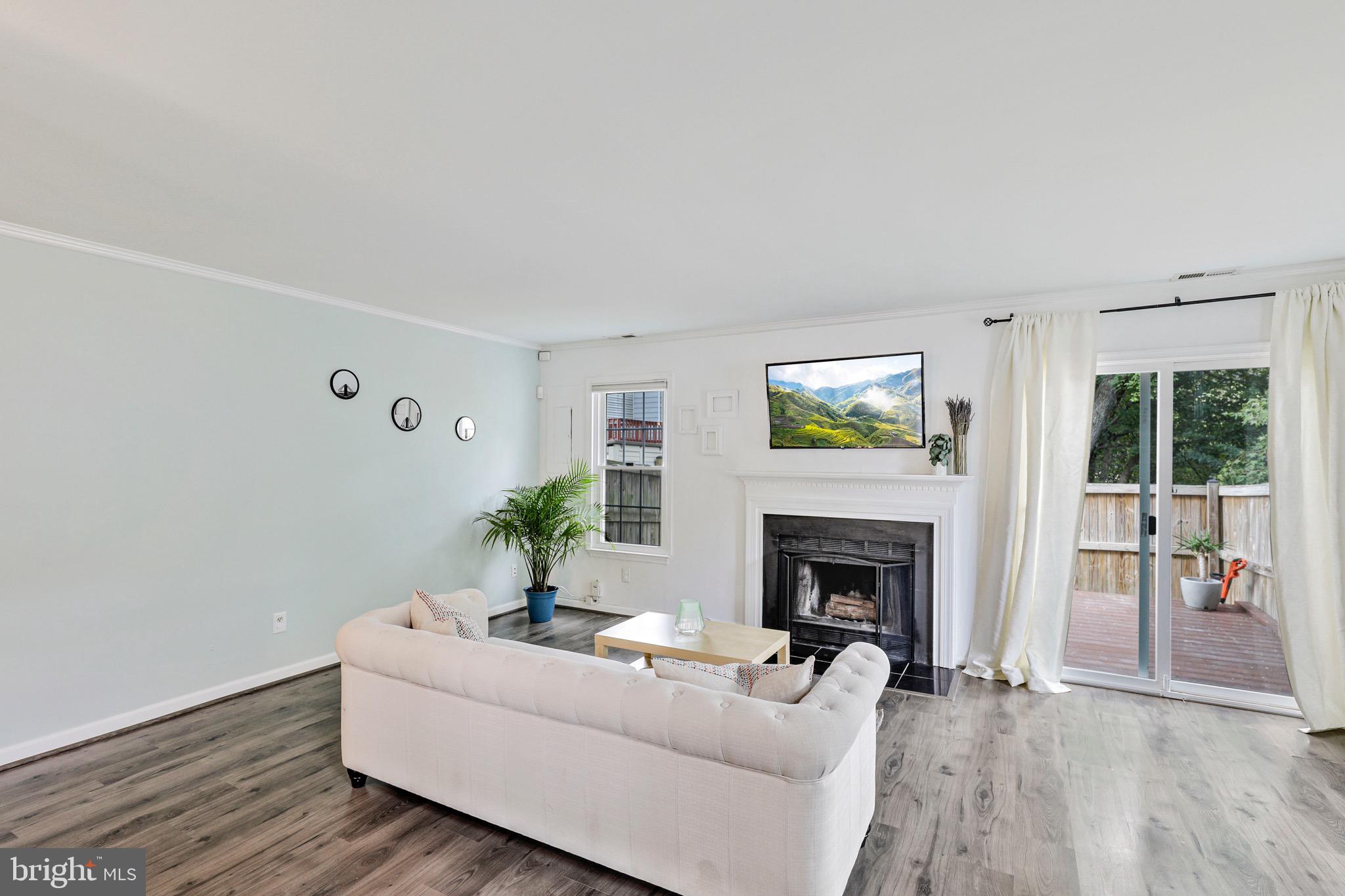 WOODLAWN MEWS - Residential