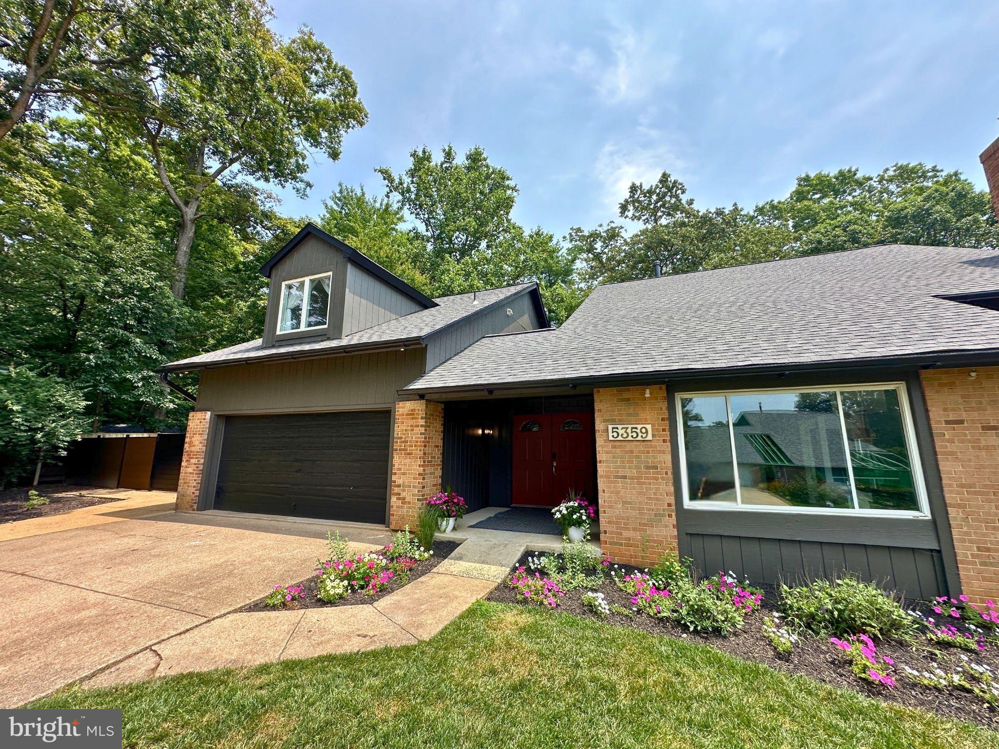 5359 BLACK OAK DRIVE