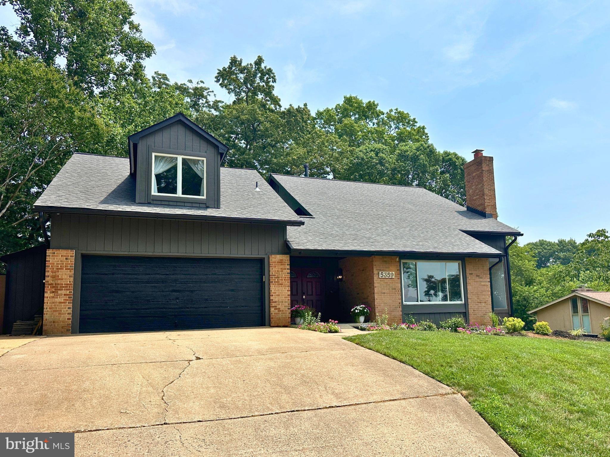5359 BLACK OAK DRIVE