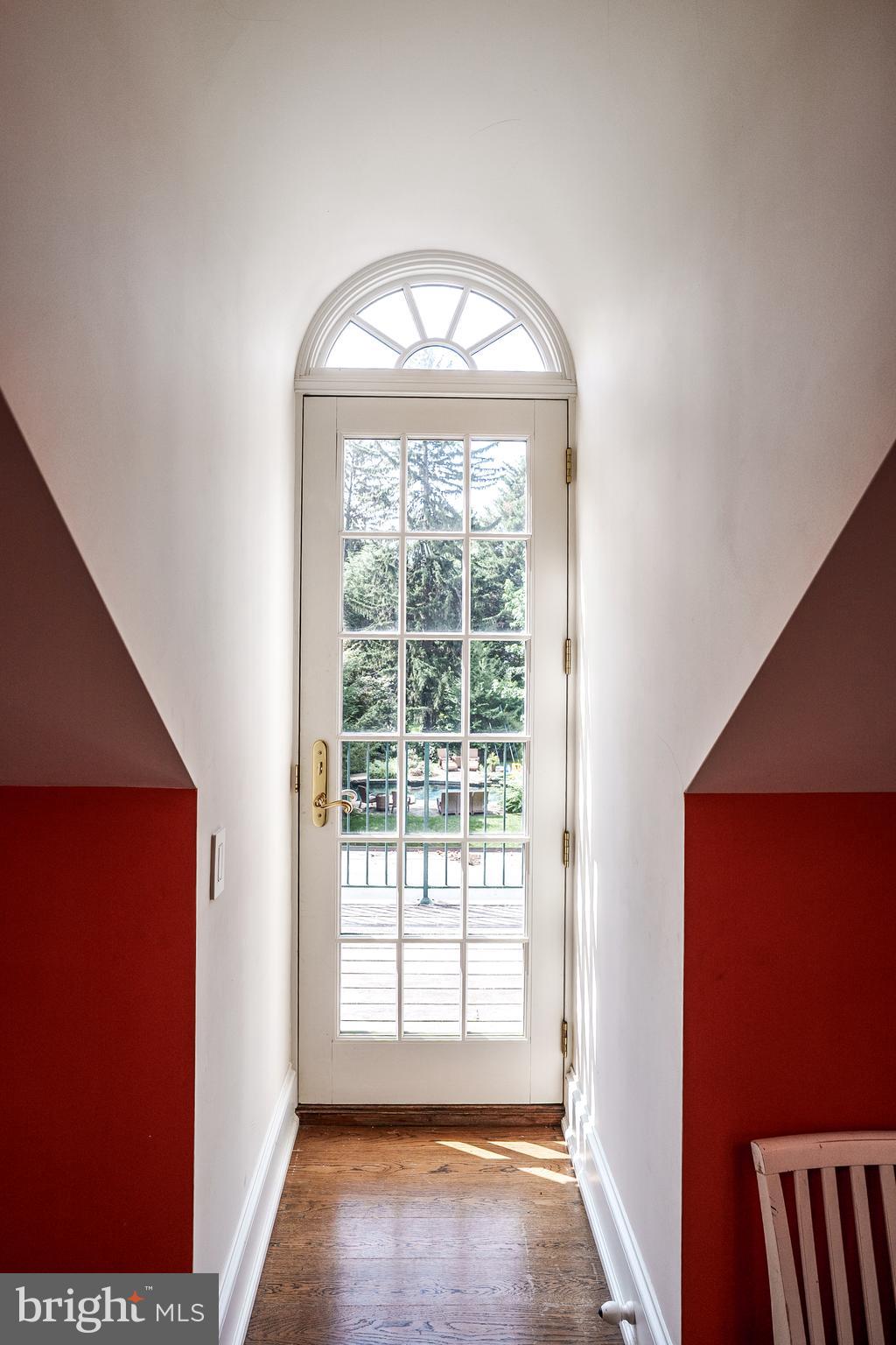 SCHOOL LANE HILLS - Residential