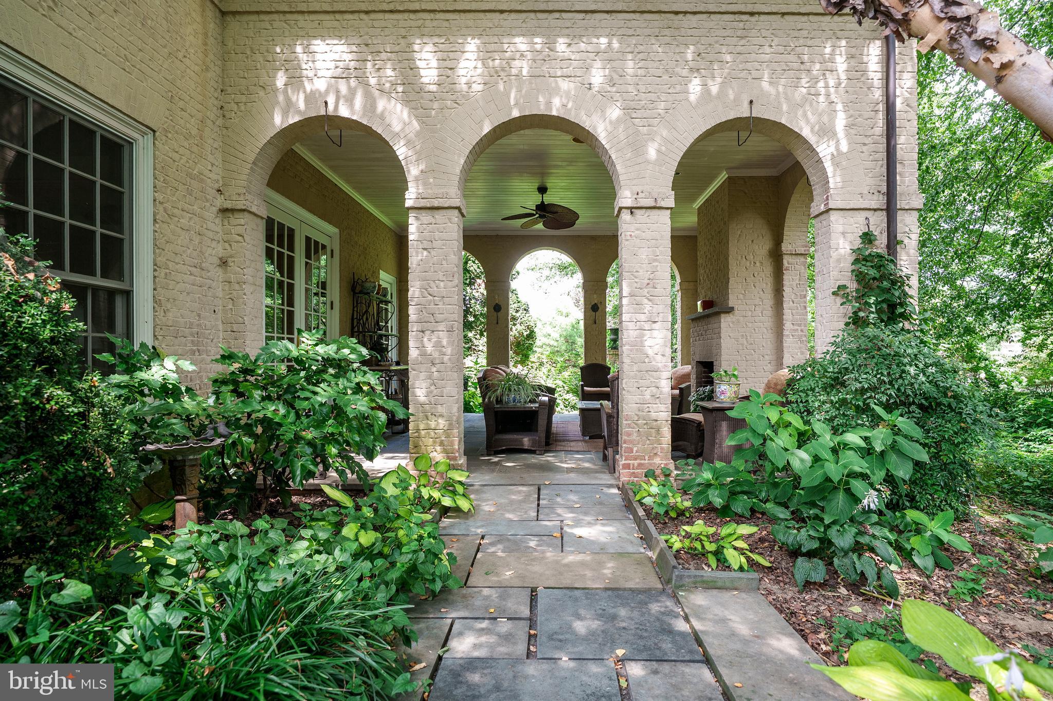 177 RIVER DRIVE