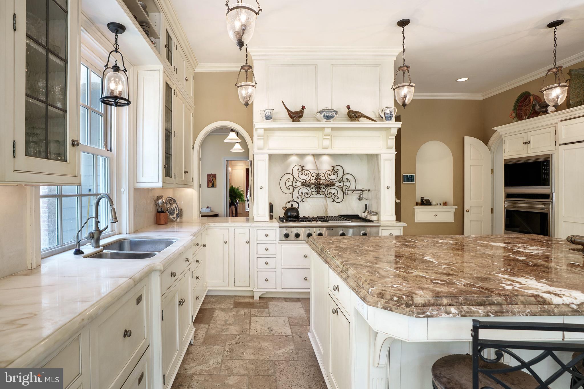 SCHOOL LANE HILLS - Residential