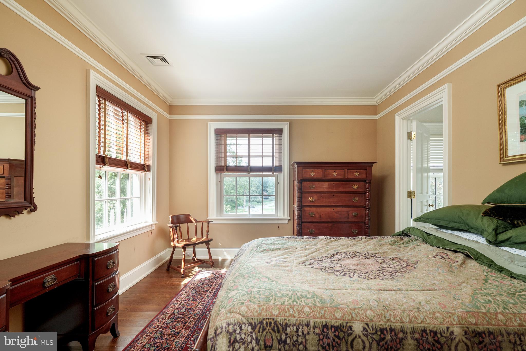 SCHOOL LANE HILLS - Residential