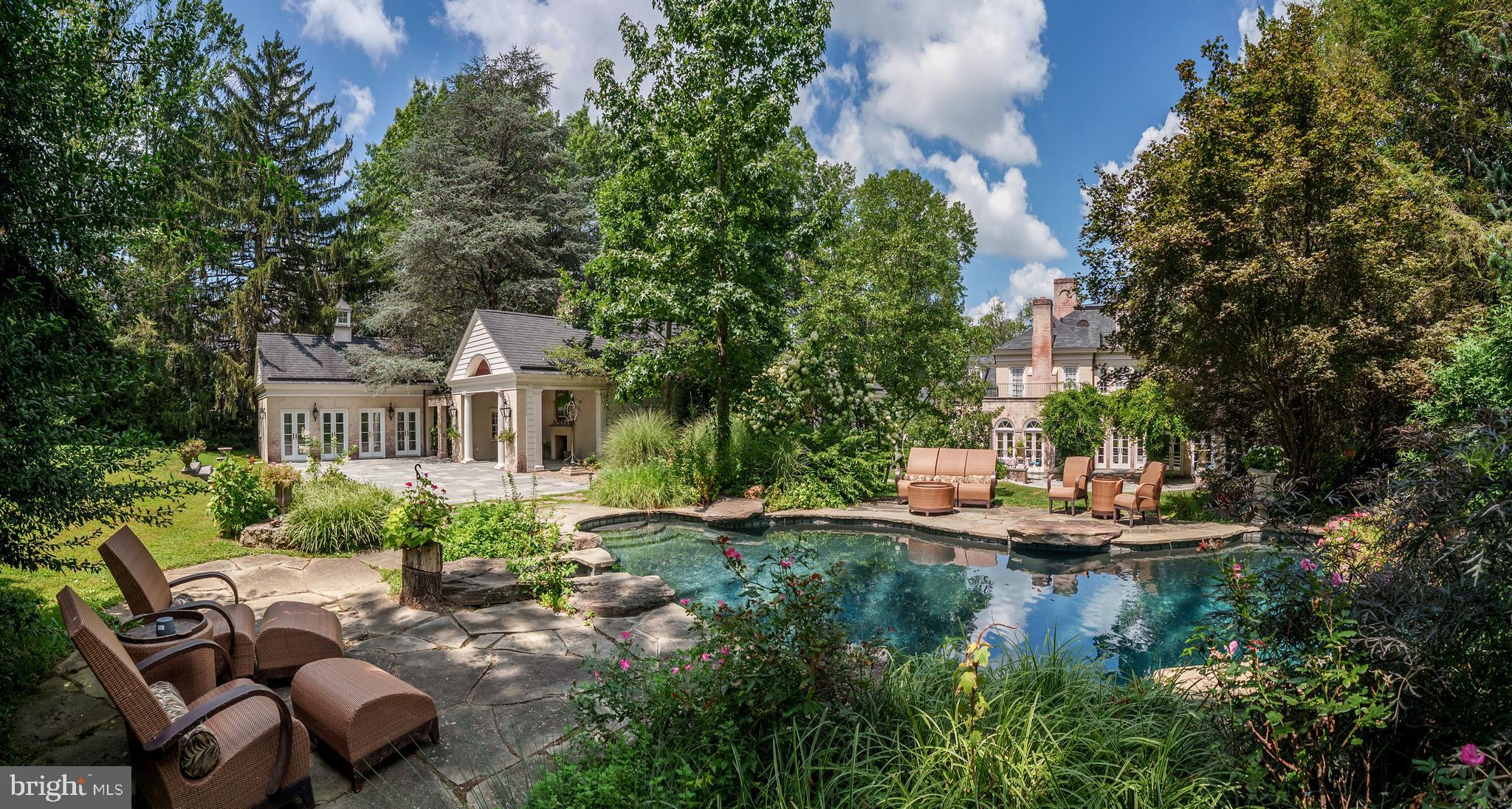 SCHOOL LANE HILLS - Residential