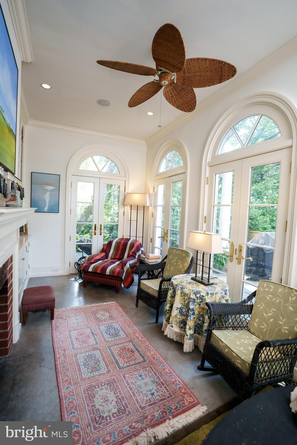 SCHOOL LANE HILLS - Residential