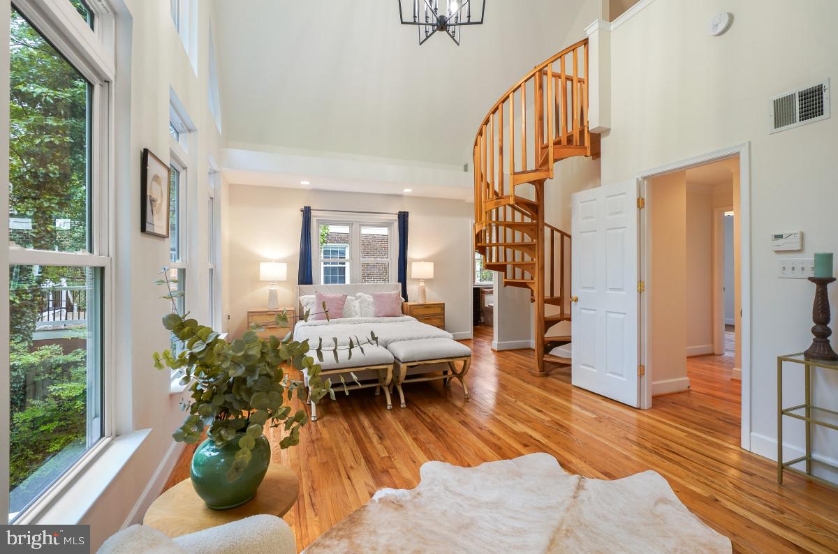 TAKOMA PARK - Residential
