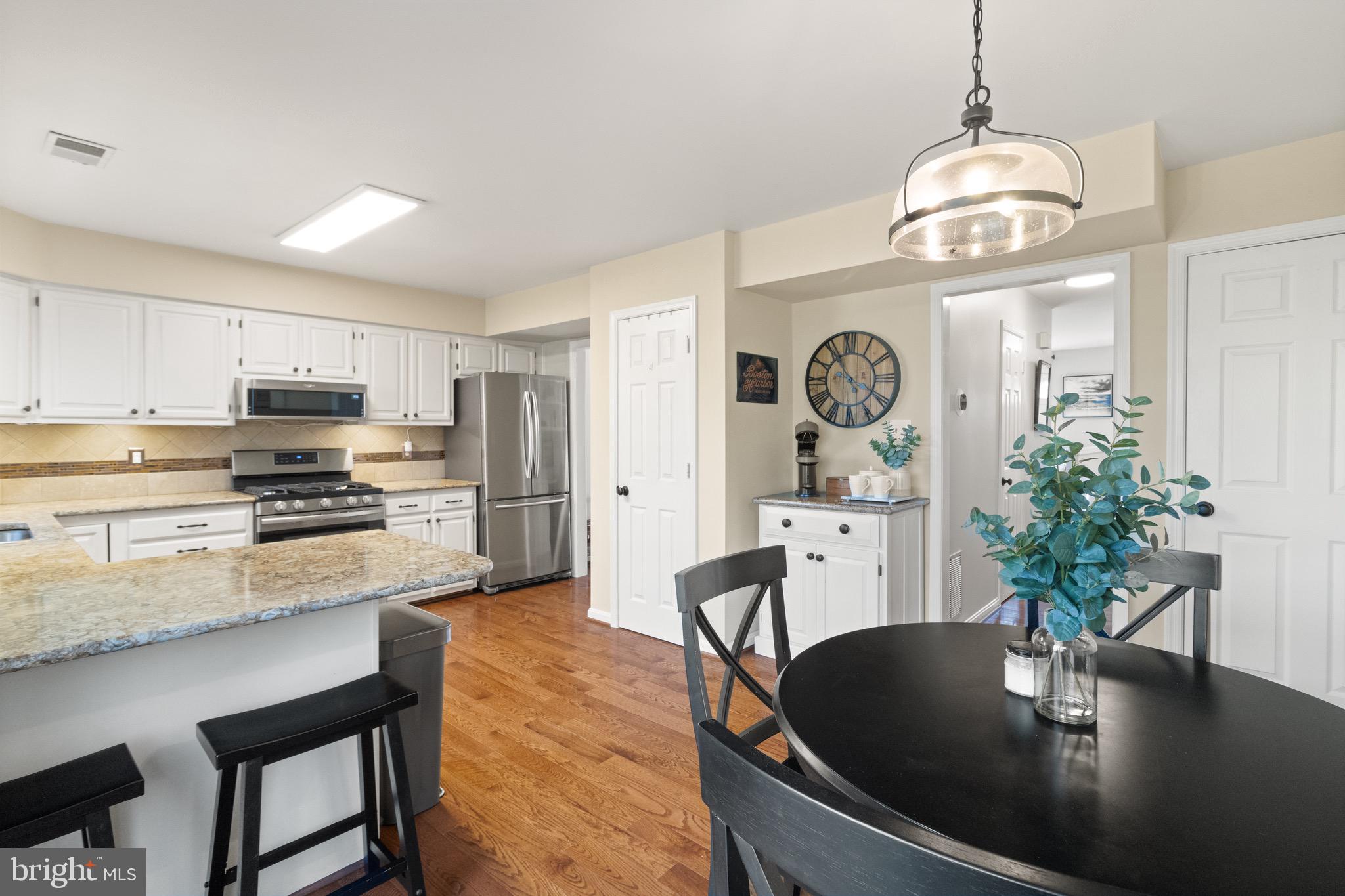 GREEN RIDGE COZZOS - Residential