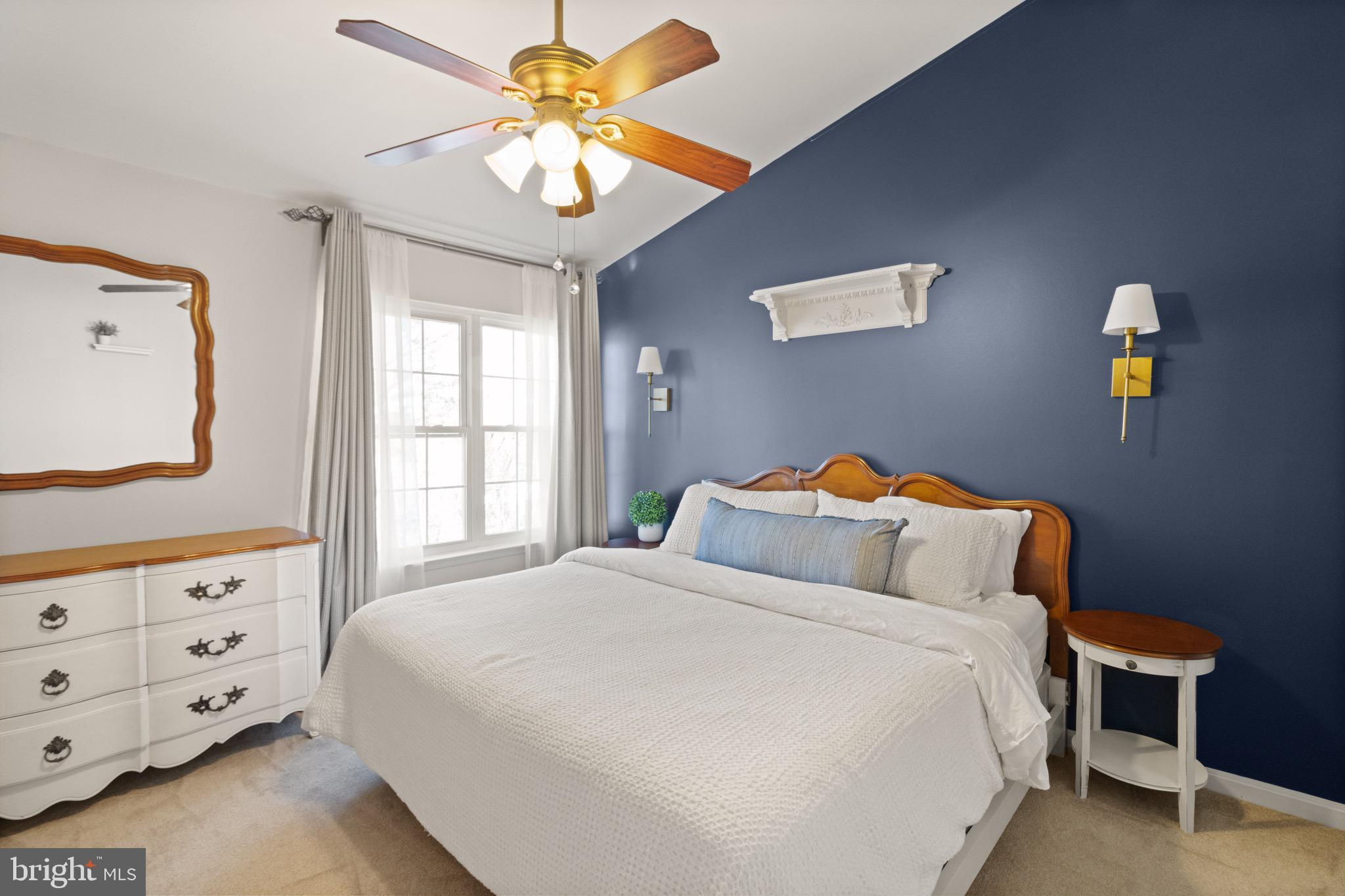 GREEN RIDGE COZZOS - Residential