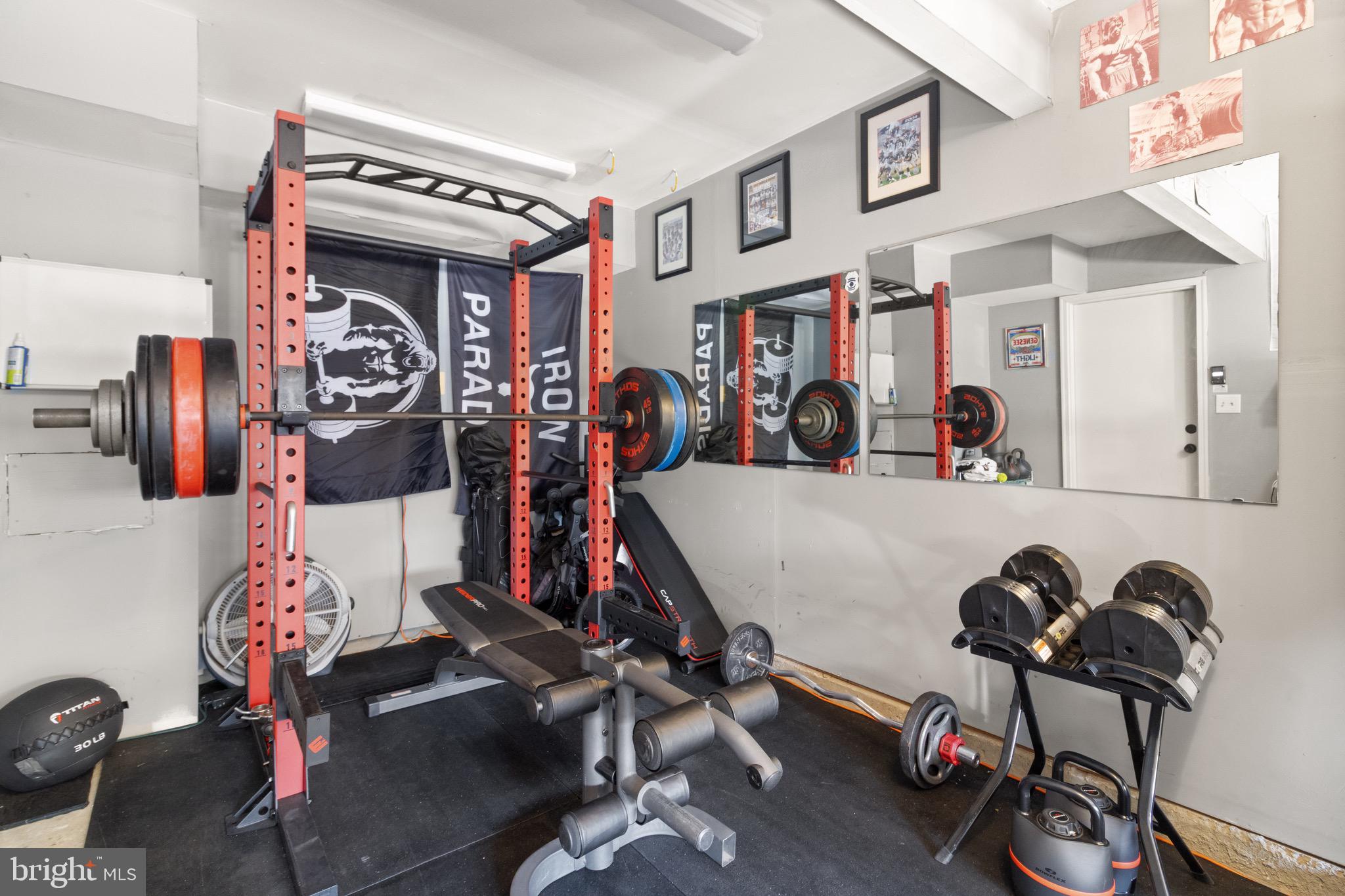 GREEN RIDGE COZZOS - Residential