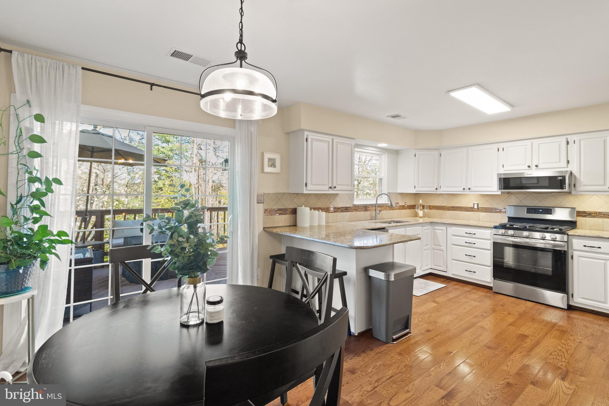 GREEN RIDGE COZZOS - Residential