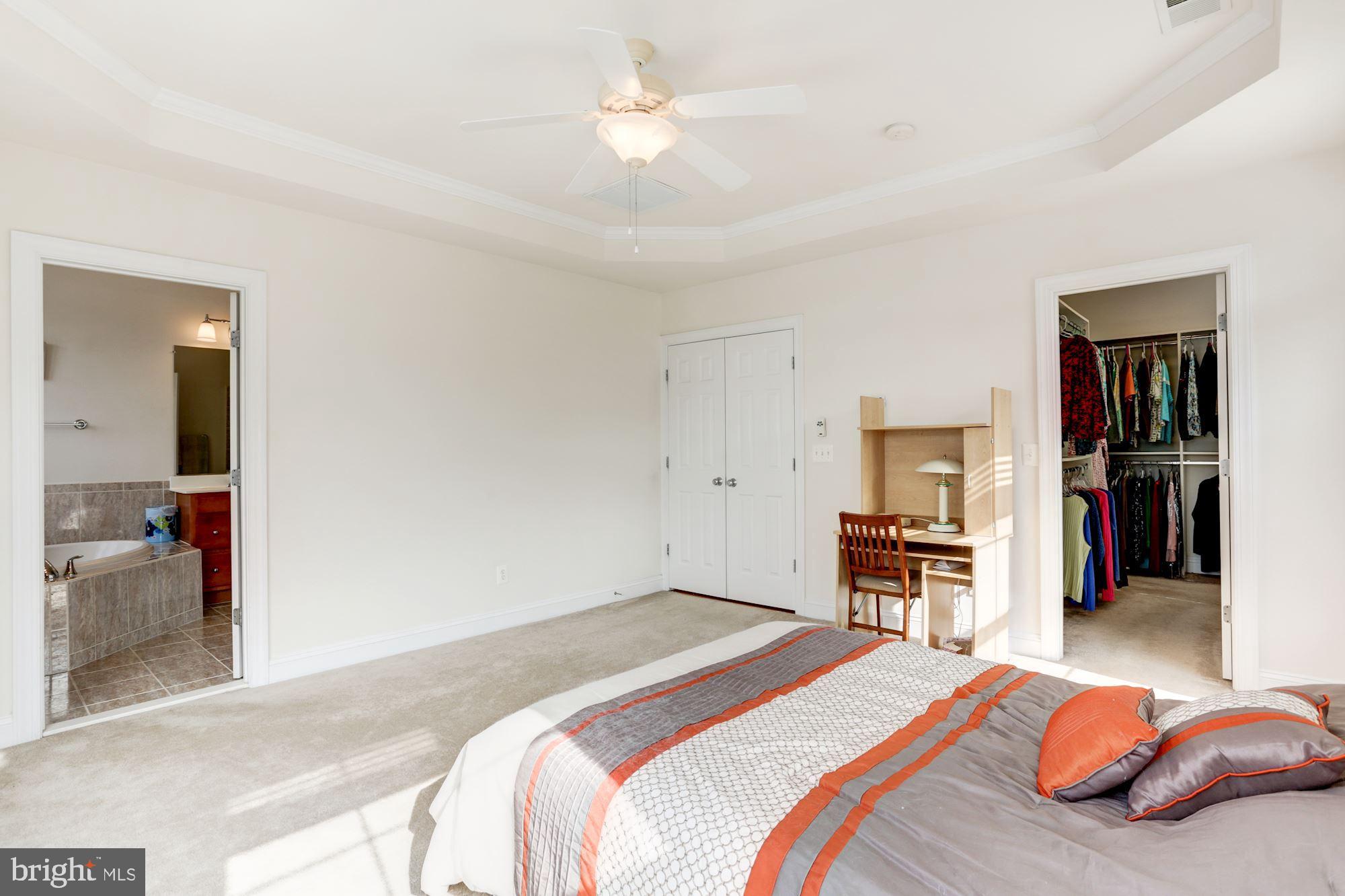 FORTNIGHTLY SQUARE - Residential