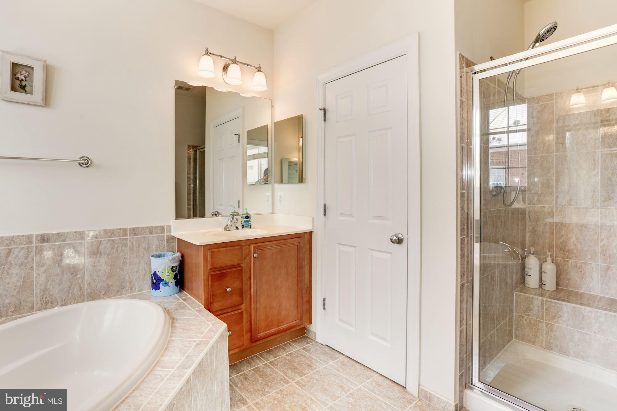 FORTNIGHTLY SQUARE - Residential