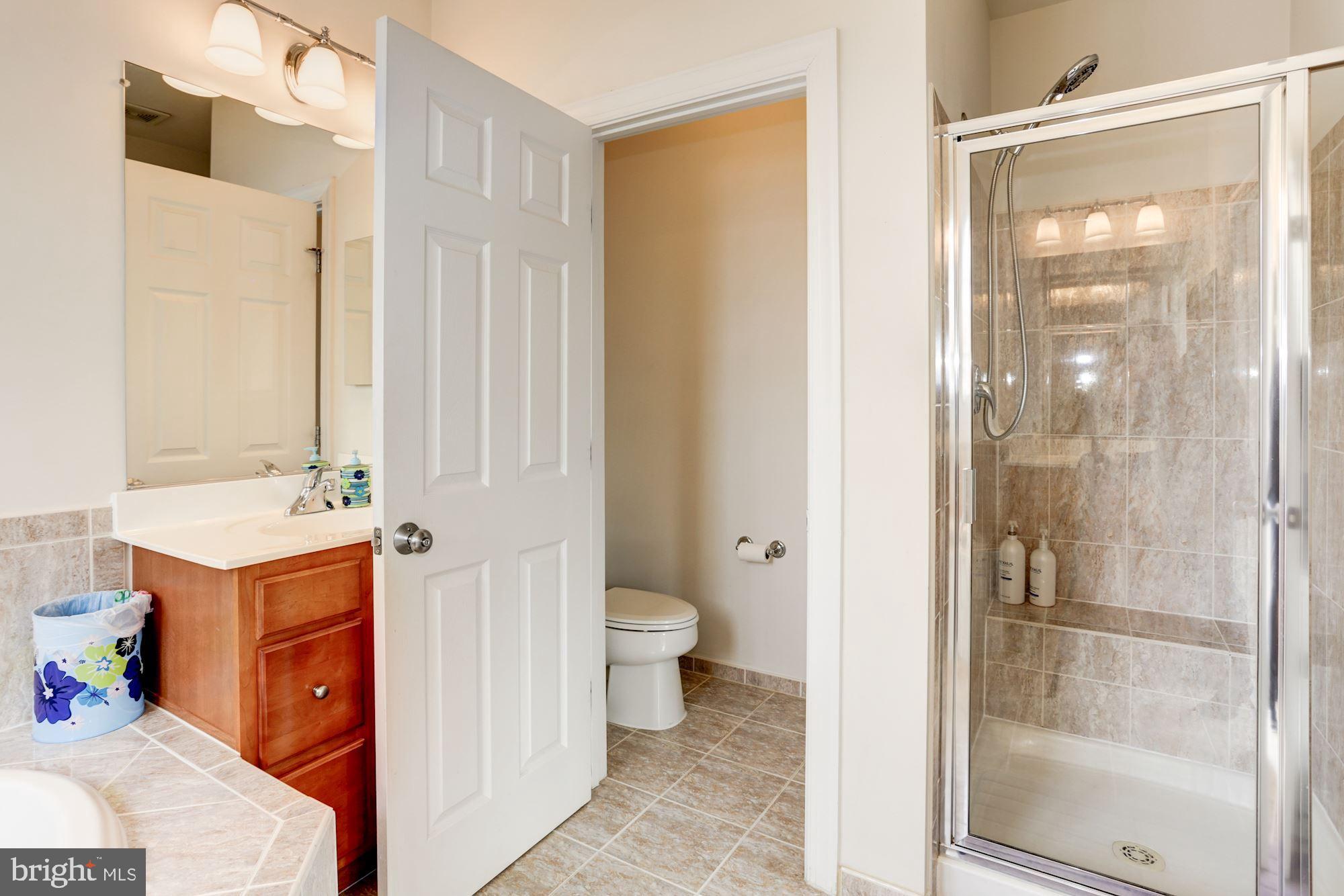 FORTNIGHTLY SQUARE - Residential