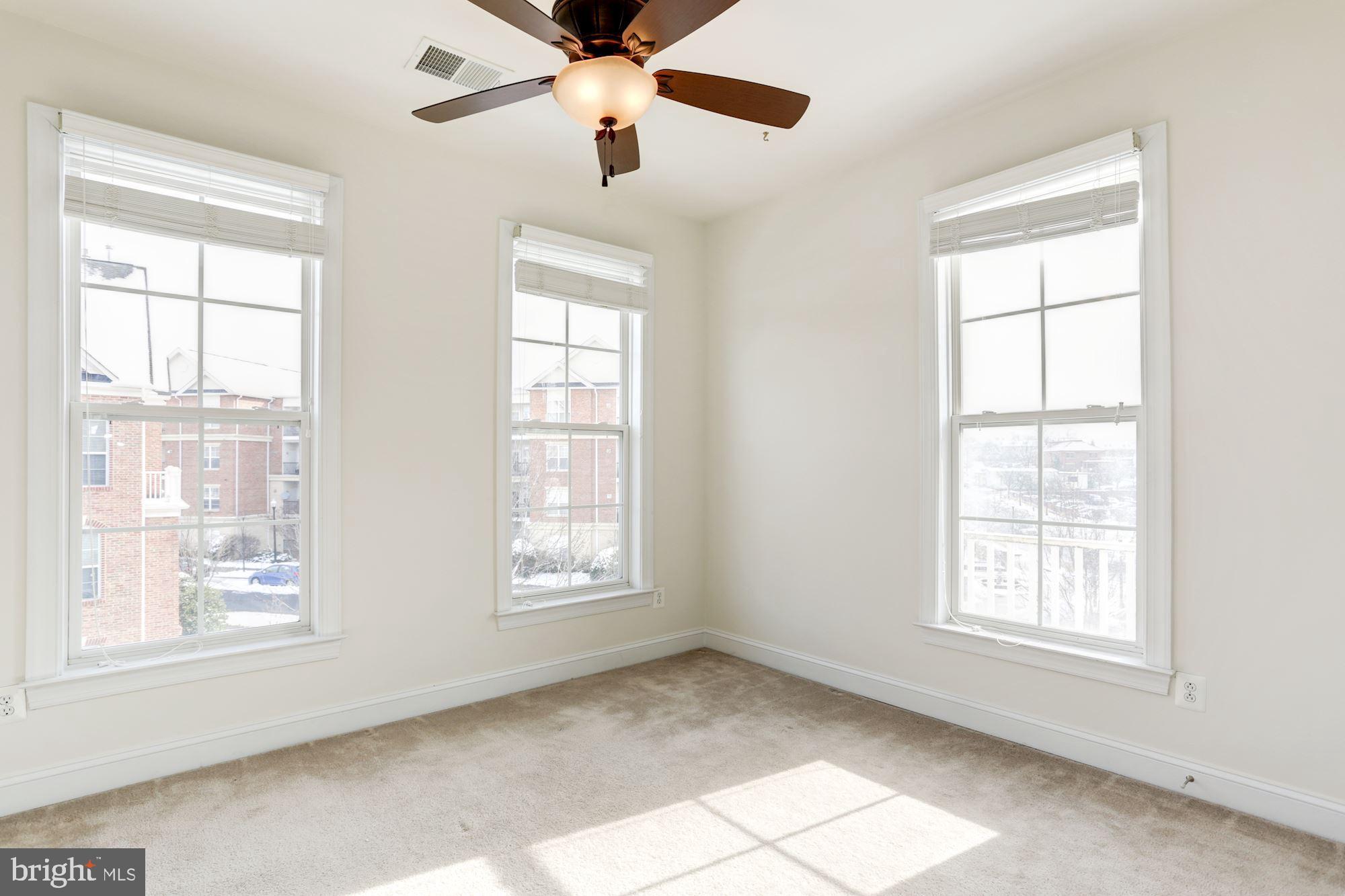 FORTNIGHTLY SQUARE - Residential