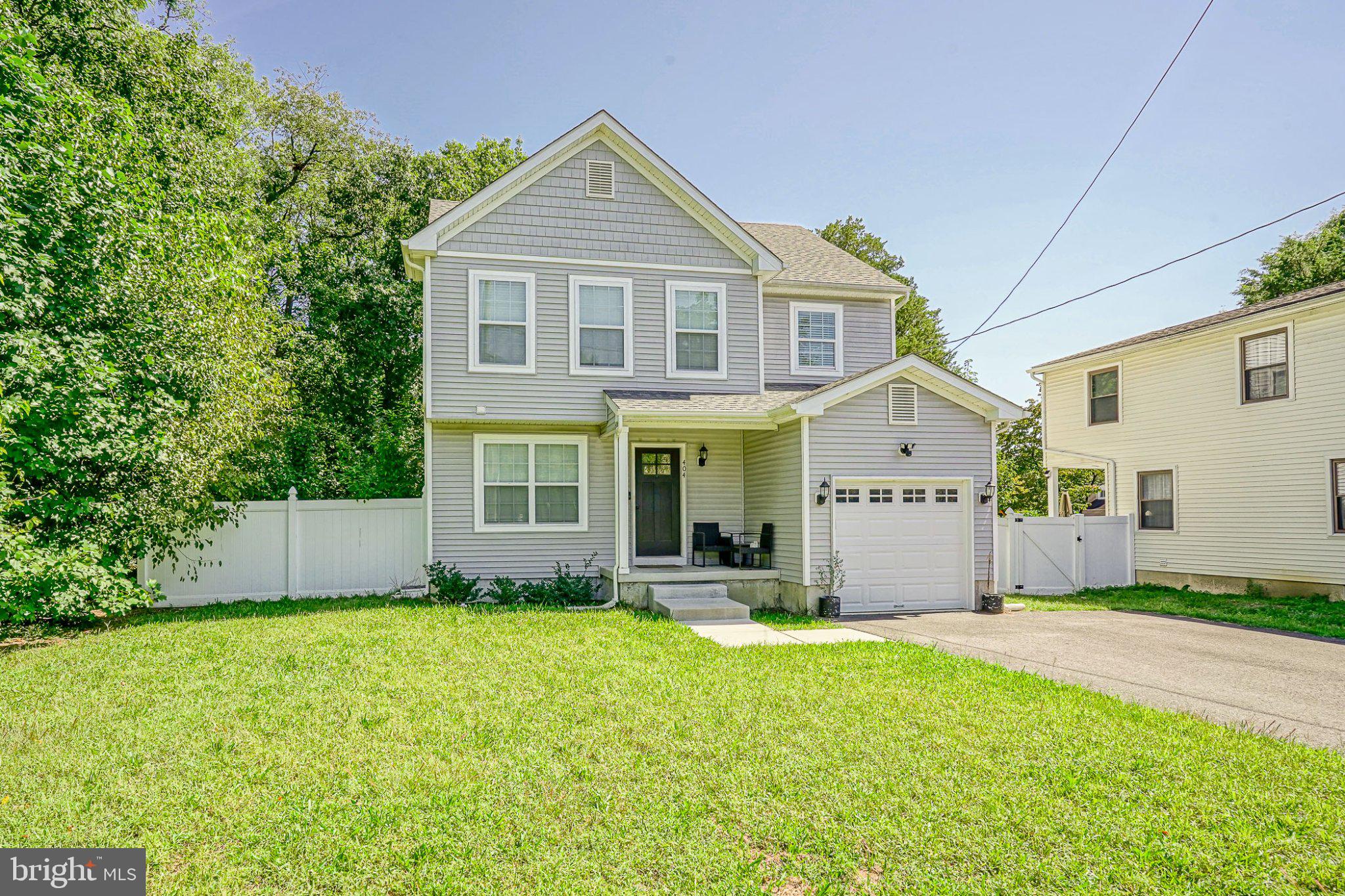 404 PINE AVENUE