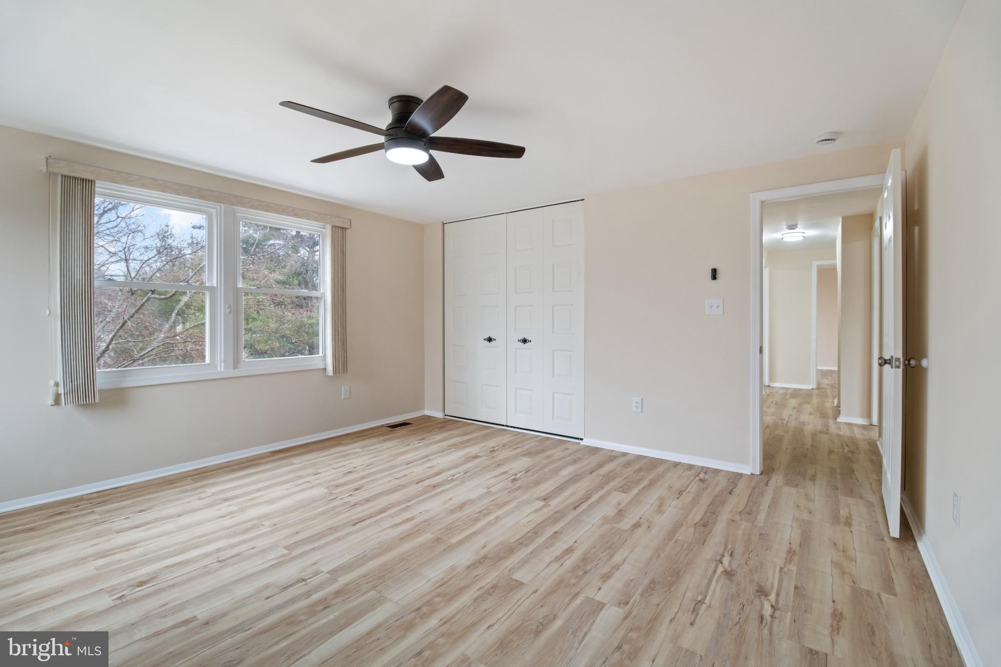 OAK SPRINGS - Residential