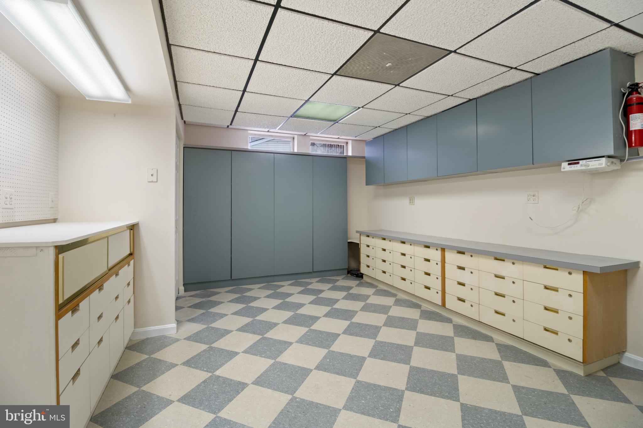 OAK SPRINGS - Residential