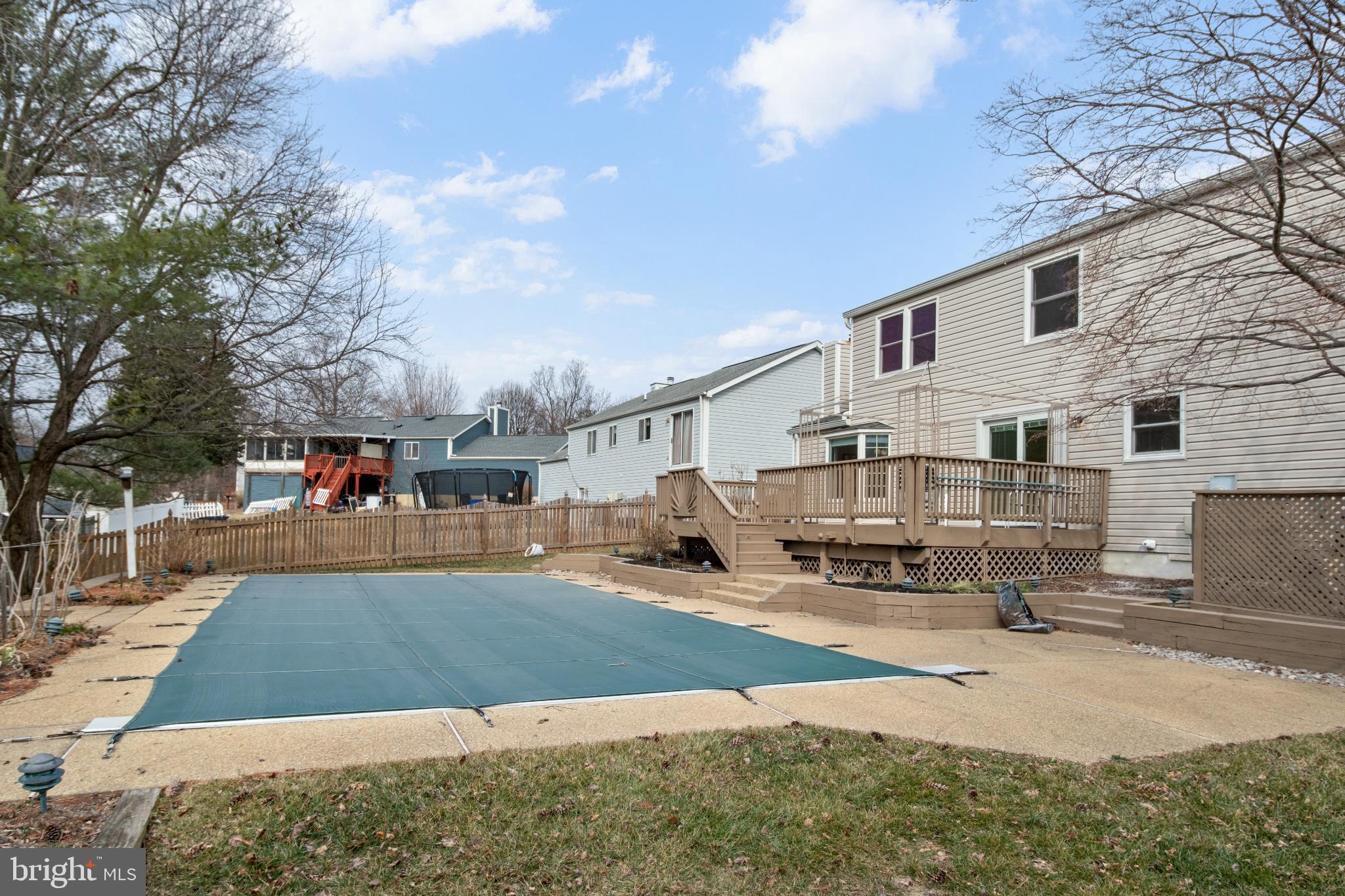 OAK SPRINGS - Residential