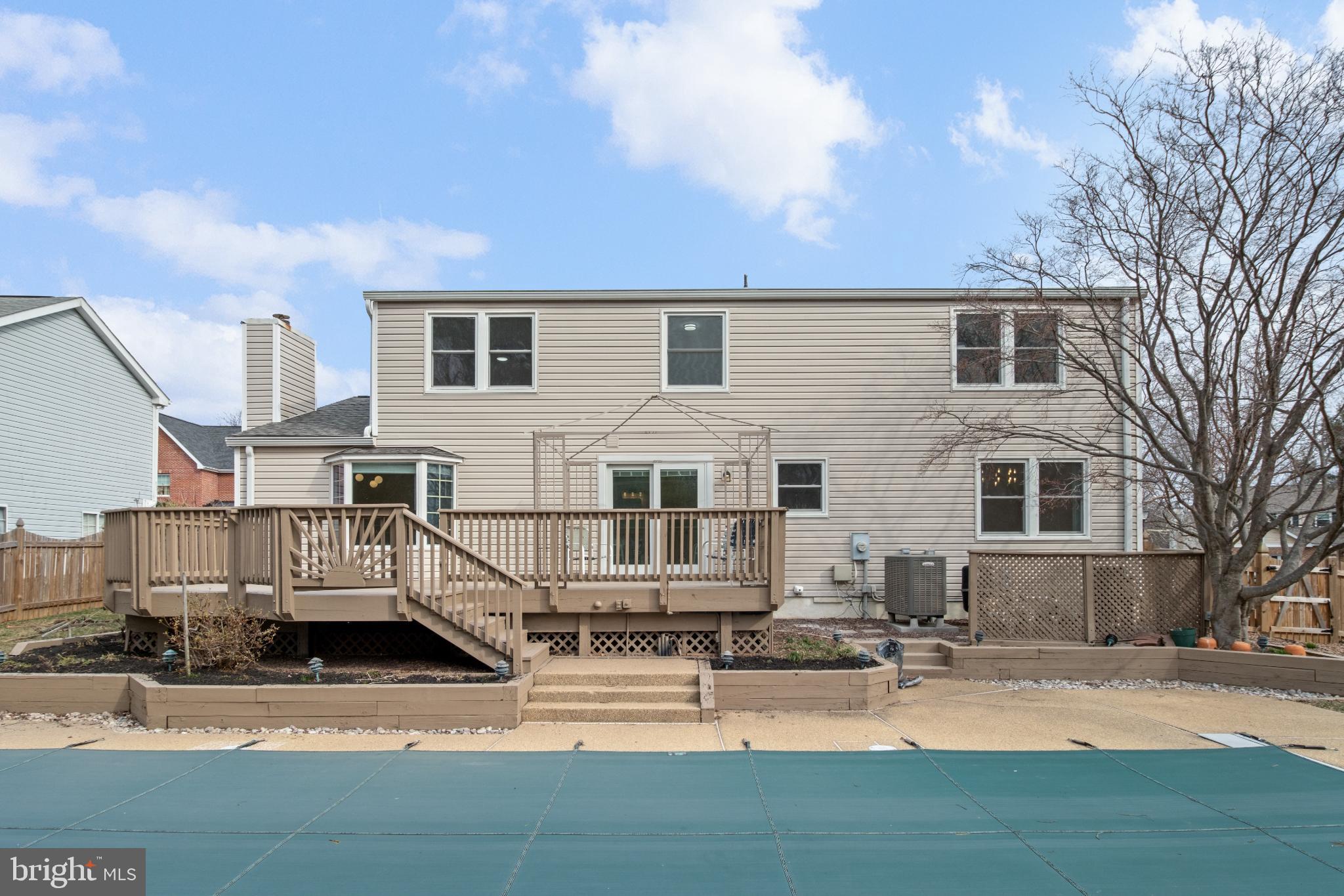 OAK SPRINGS - Residential