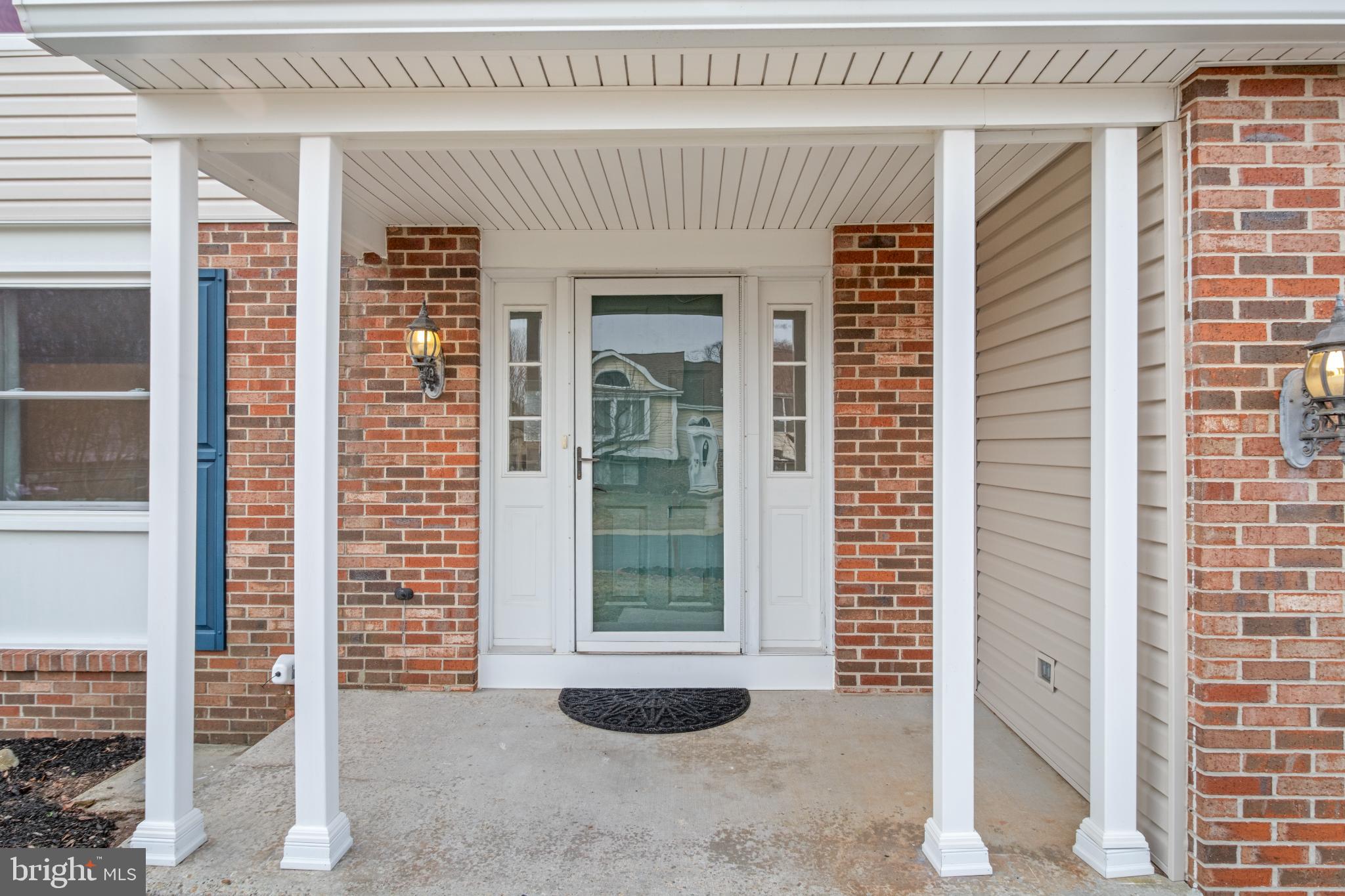 OAK SPRINGS - Residential