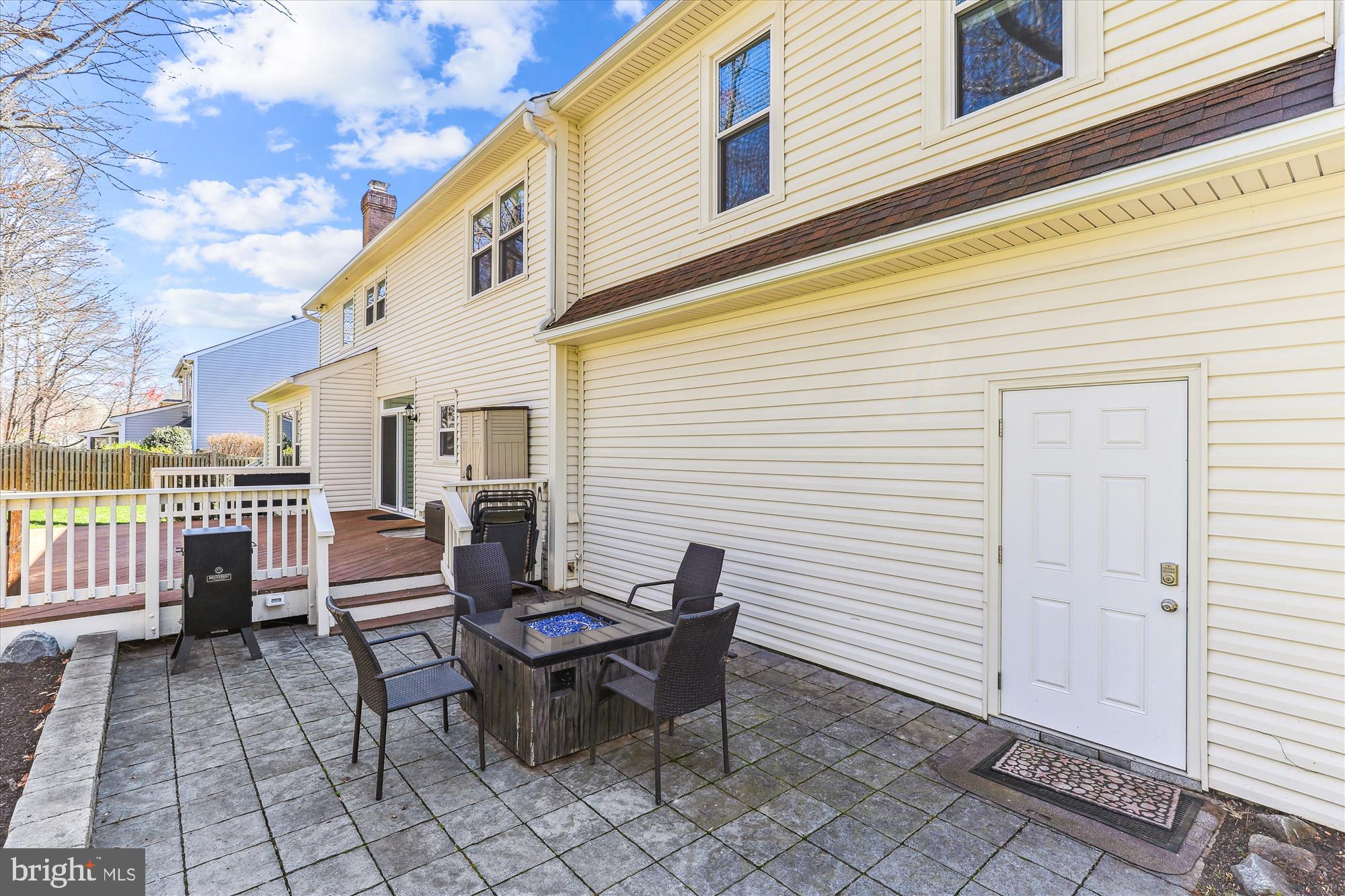 CROSSPOINTE - Residential