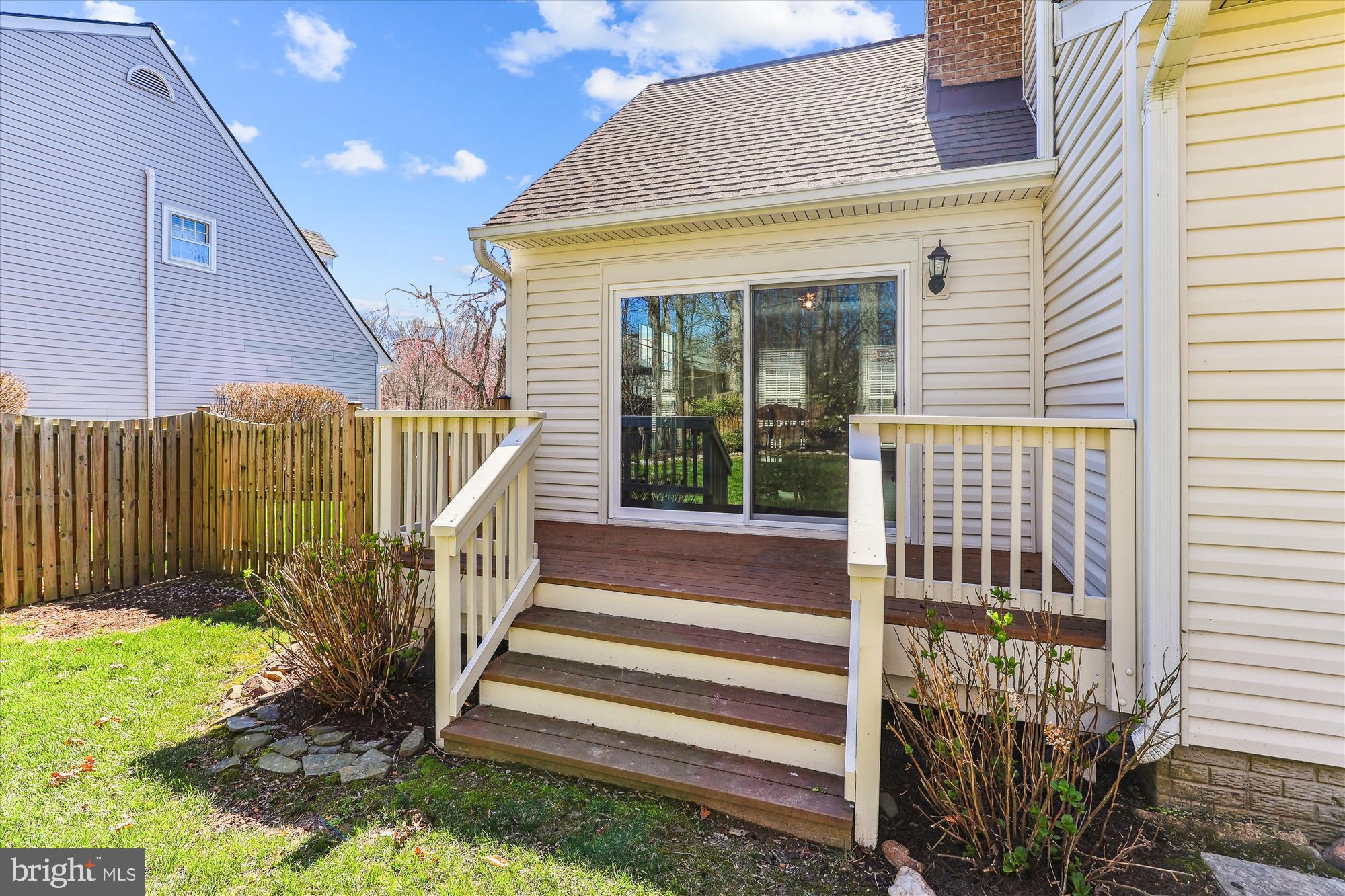 CROSSPOINTE - Residential