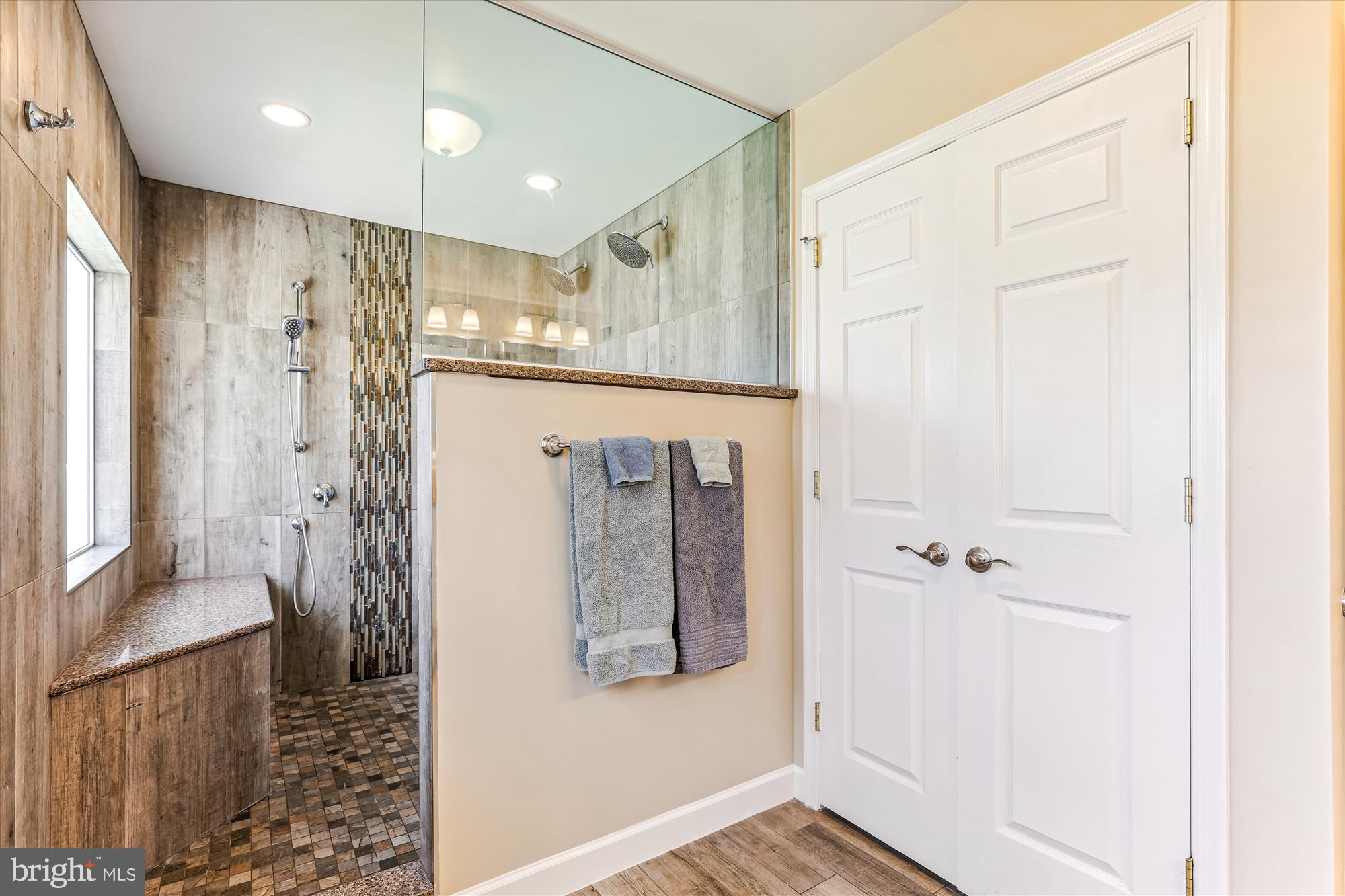 CROSSPOINTE - Residential