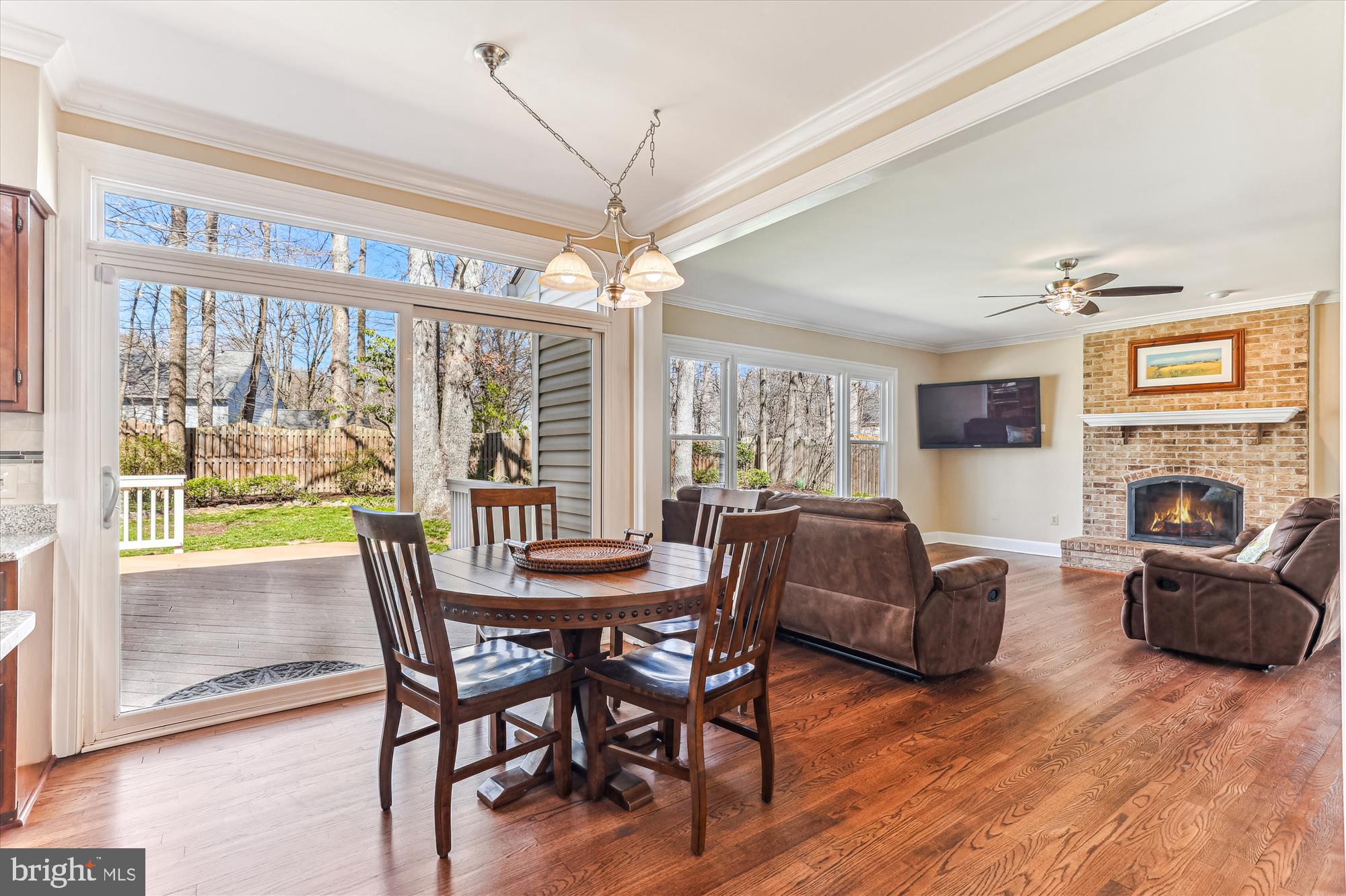 CROSSPOINTE - Residential