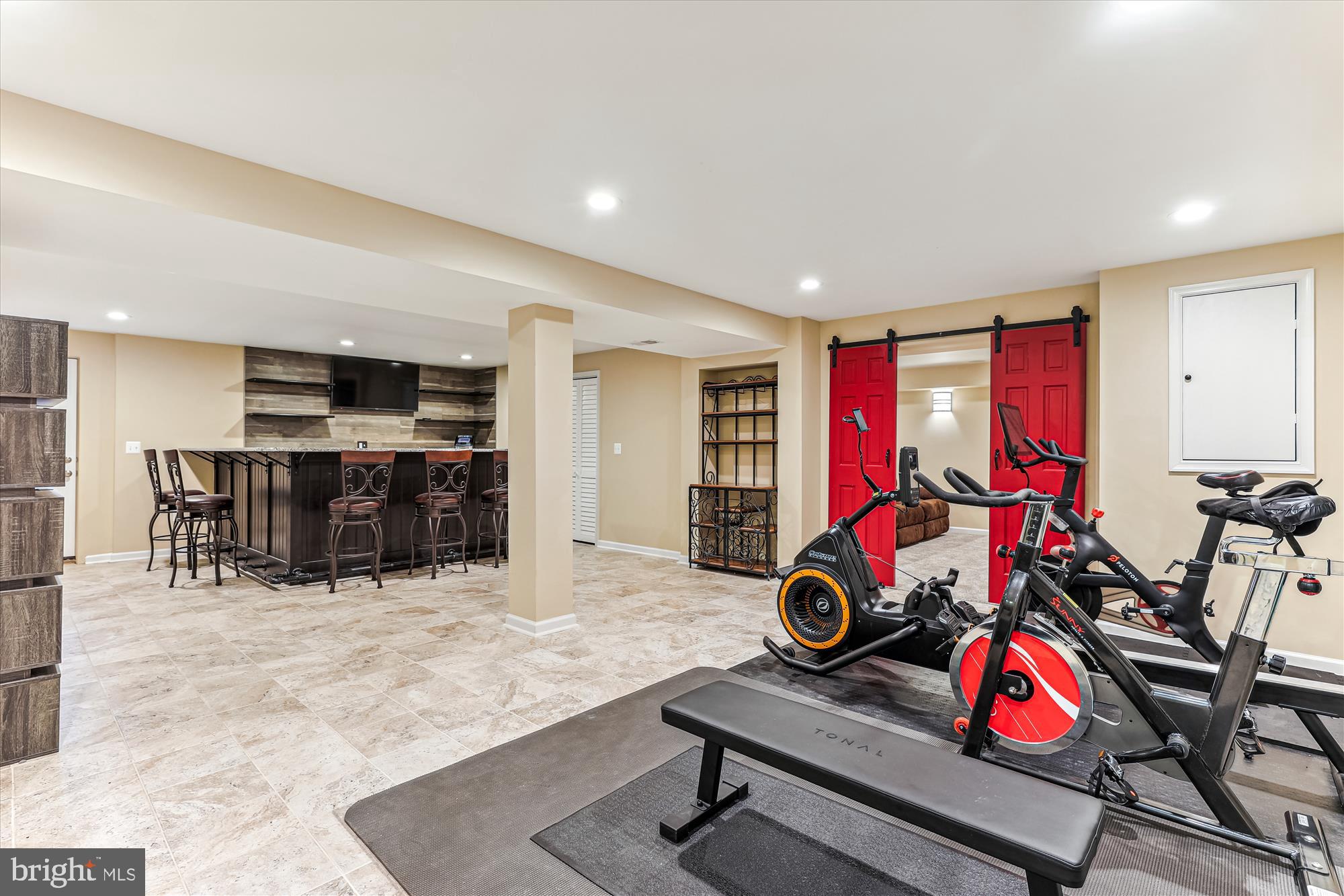 CROSSPOINTE - Residential