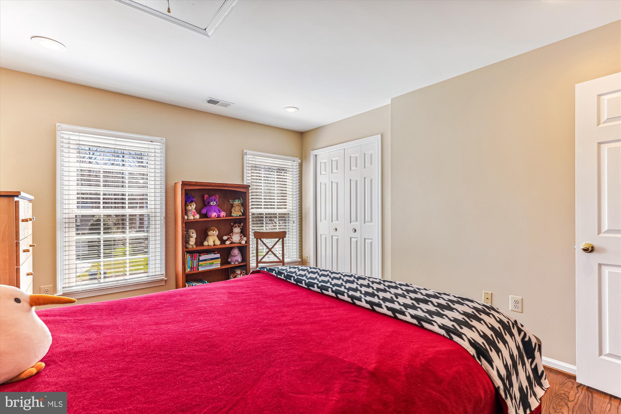 CROSSPOINTE - Residential