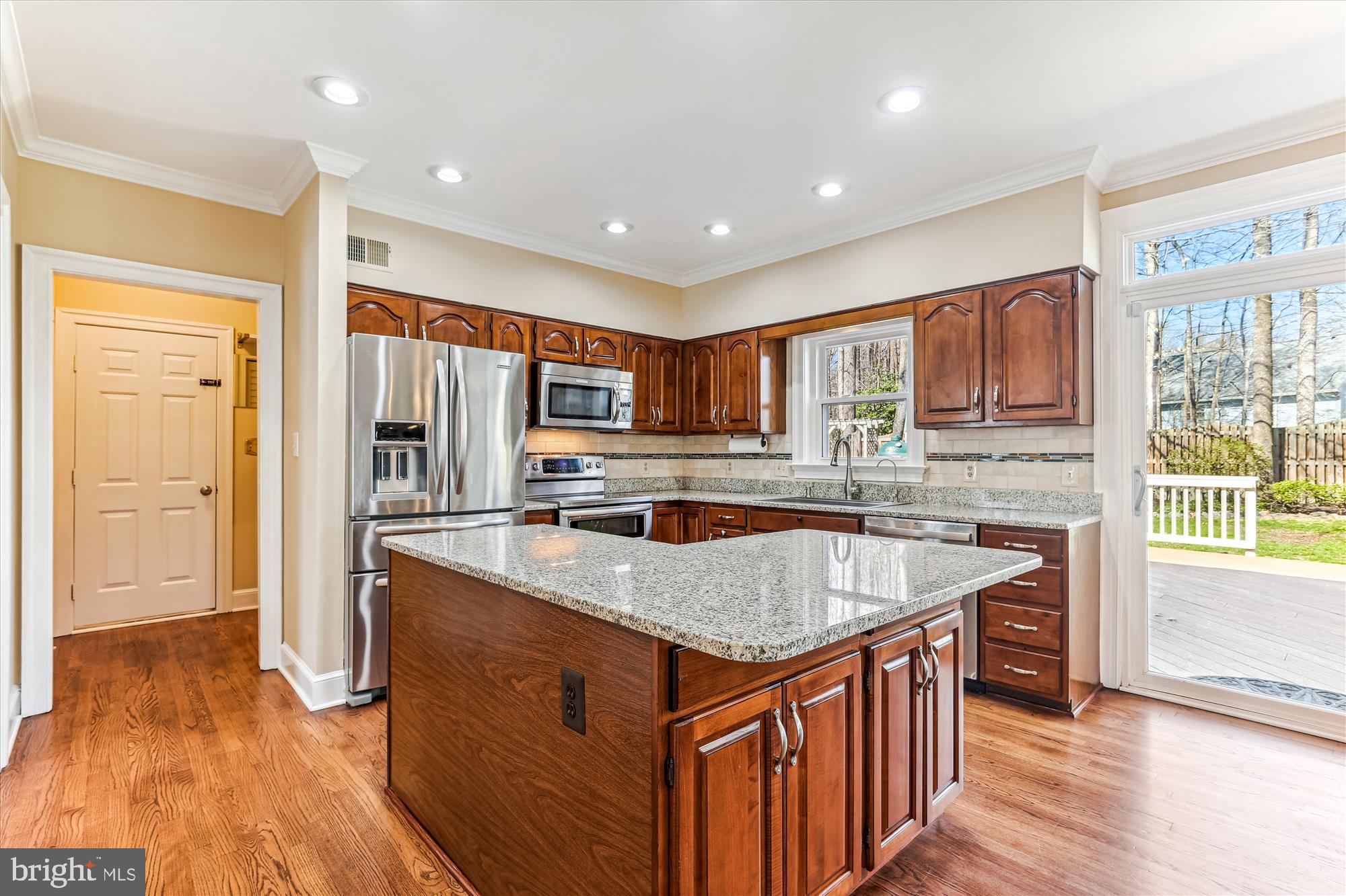 CROSSPOINTE - Residential