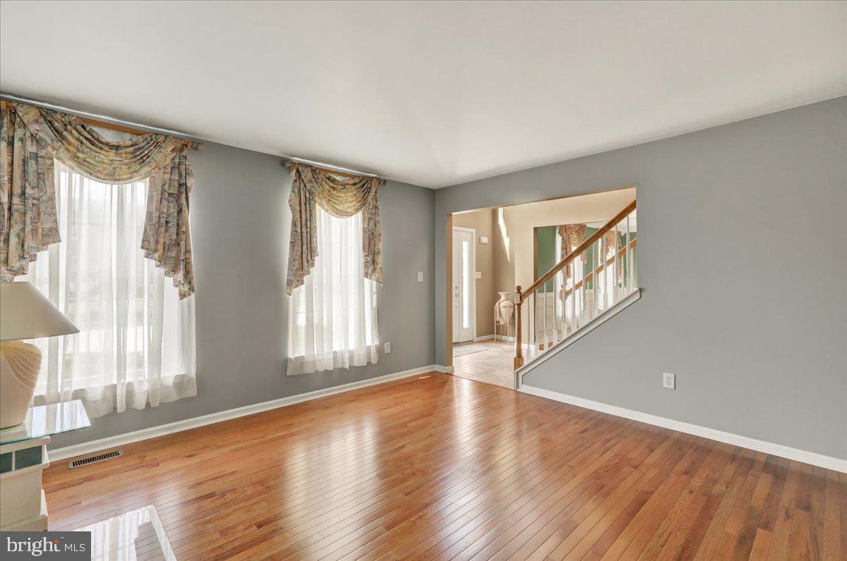105 KENSINGTON BOULEVARD
