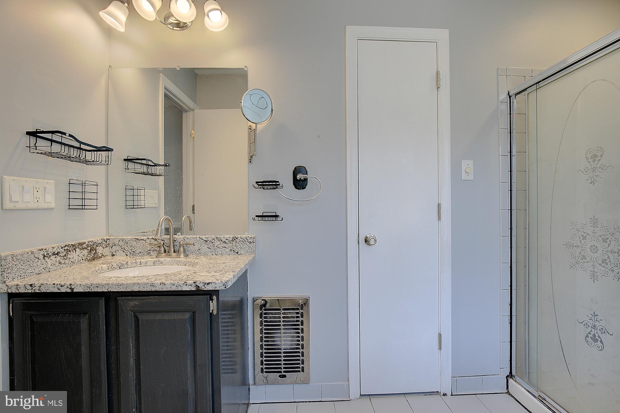 BROOKESIDE - Residential