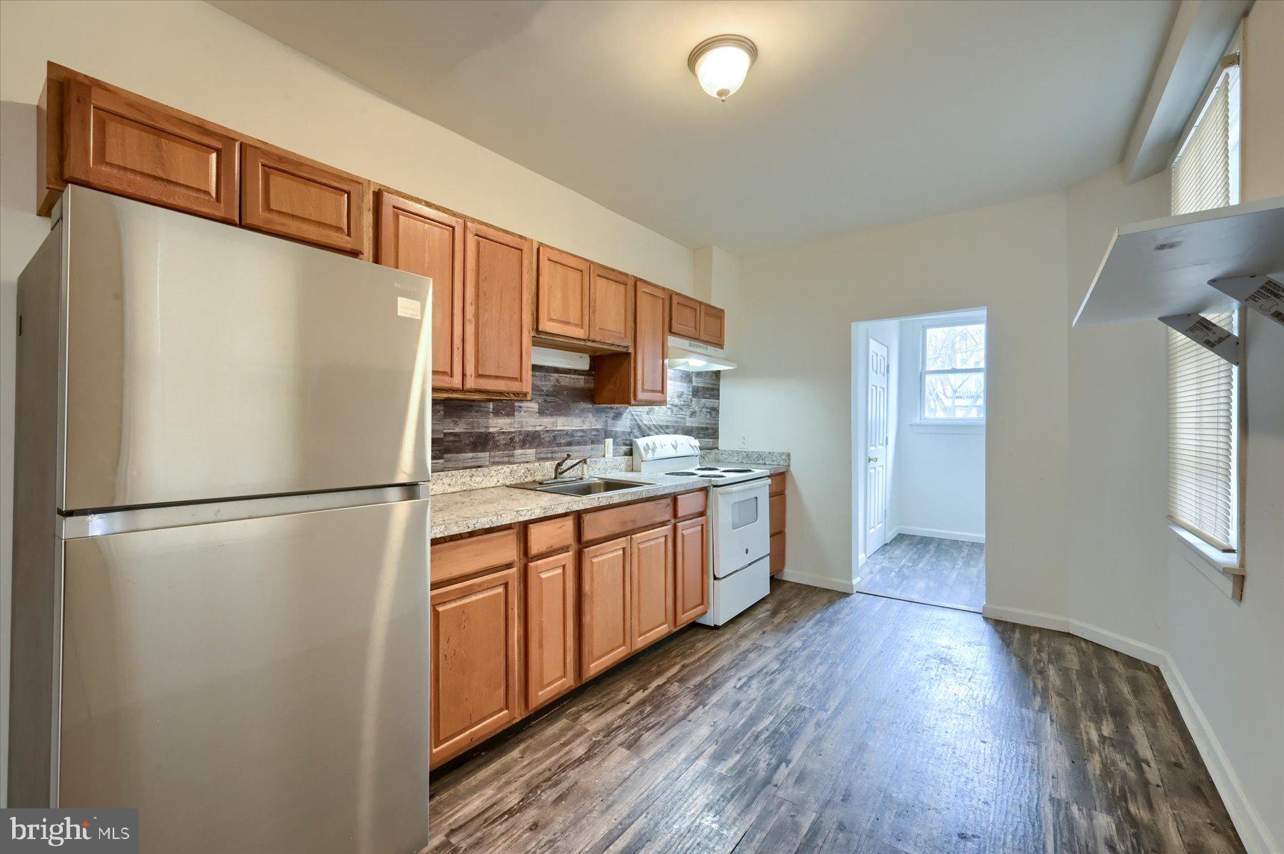 SUMMIT TERRACE - Residential