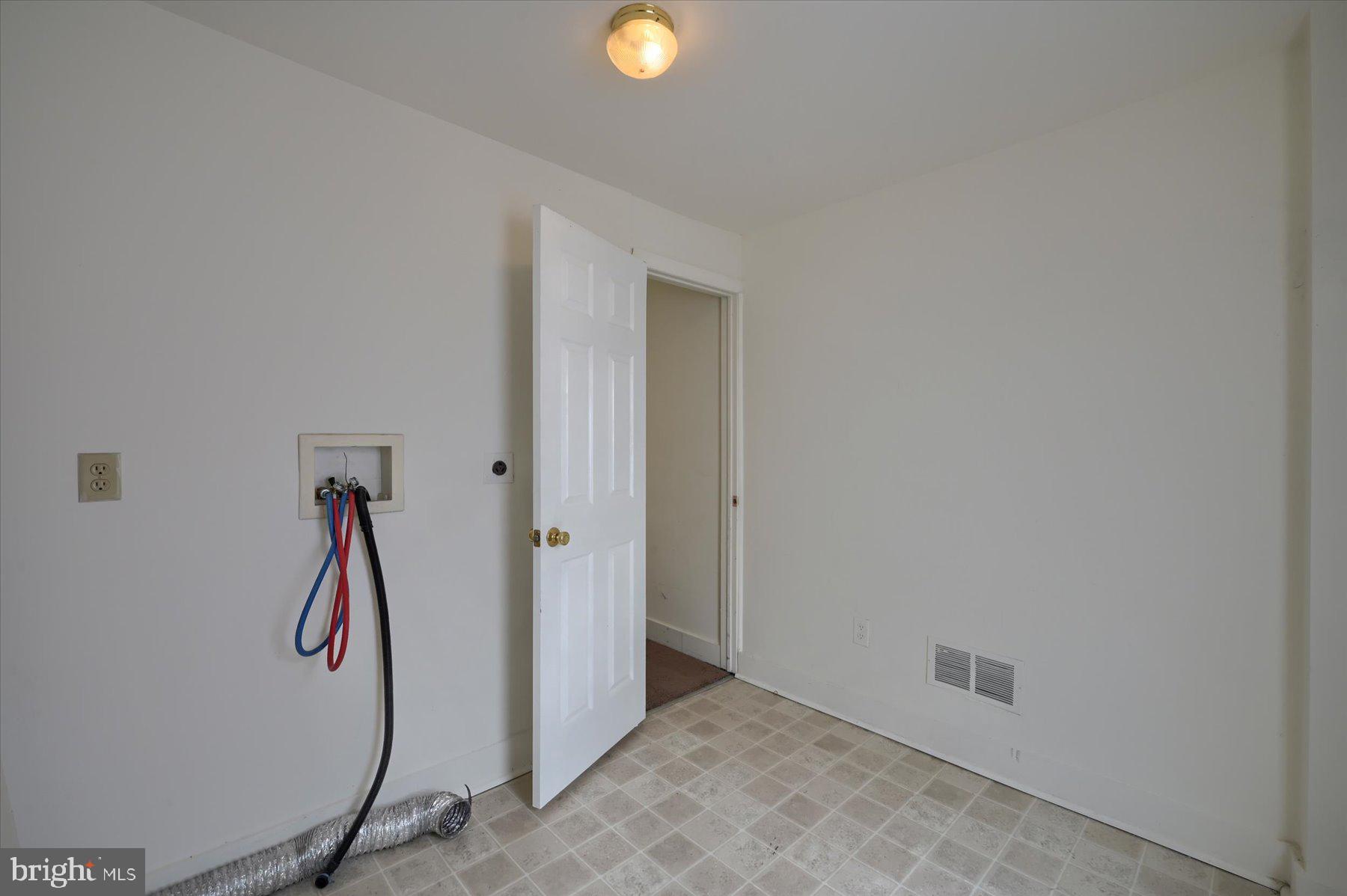SUMMIT TERRACE - Residential