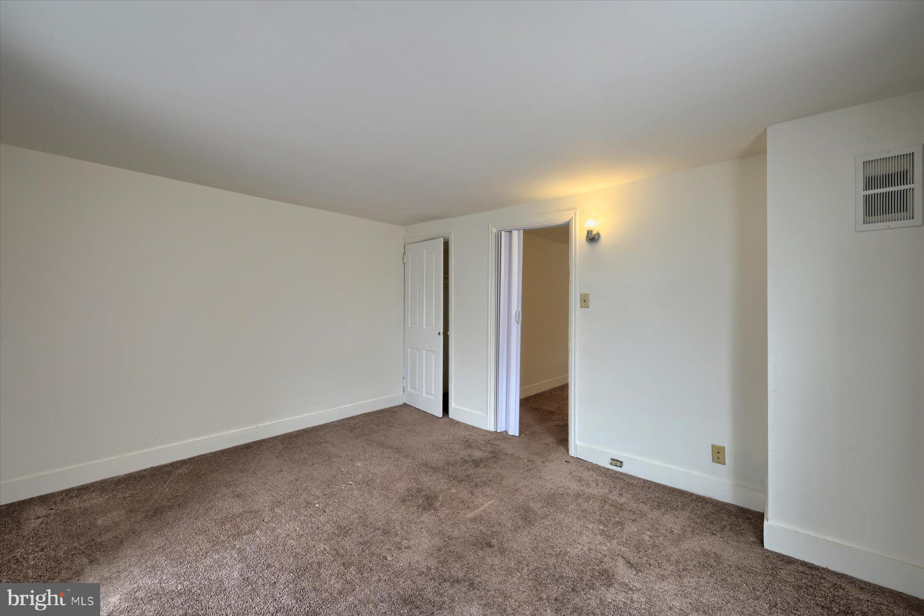 SUMMIT TERRACE - Residential