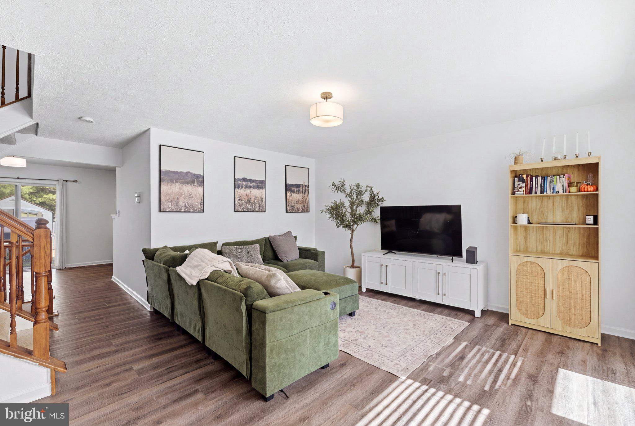1581 SAINT LAWRENCE COURT